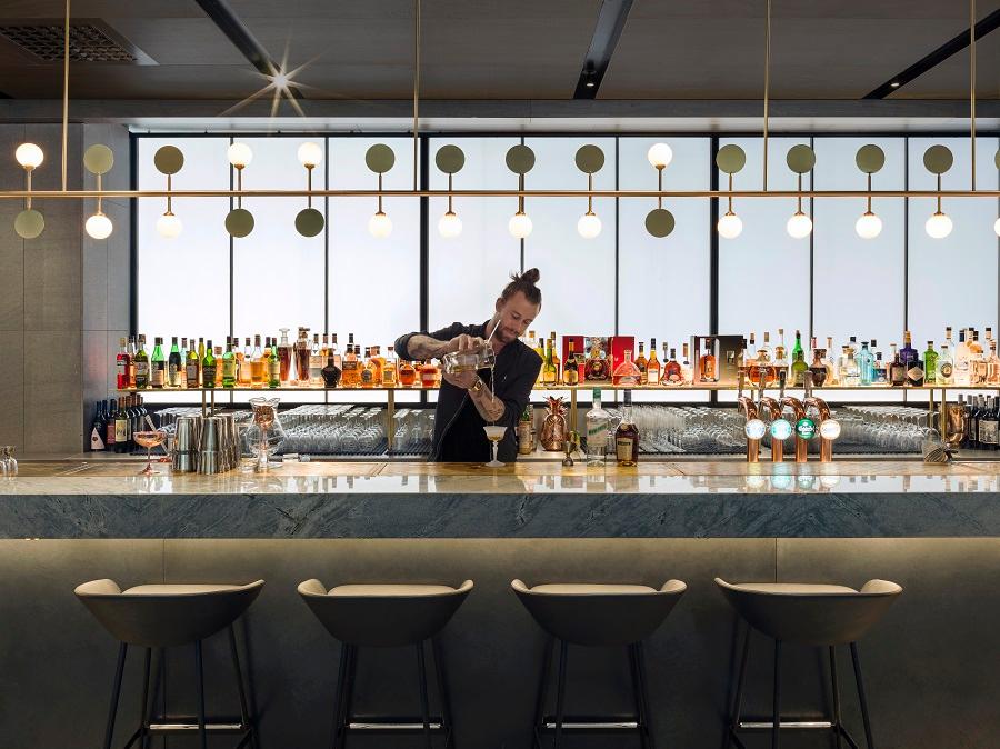 Cocktail Bar & Signature Punch Bowls