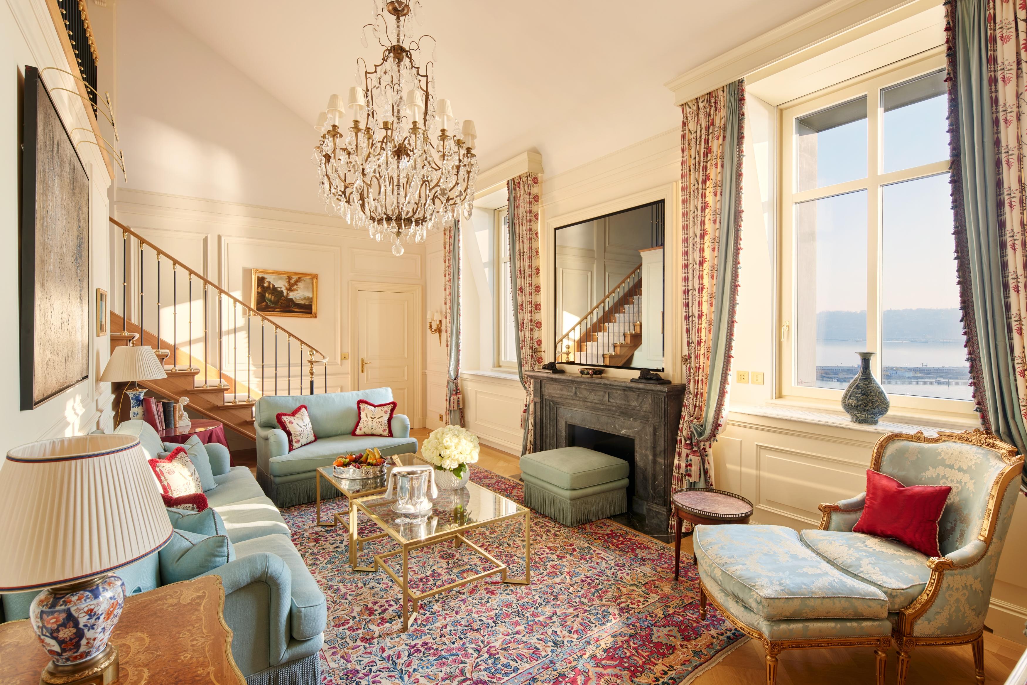 Penthouse Duplex Suite with High Ceilings and Modern Comfort