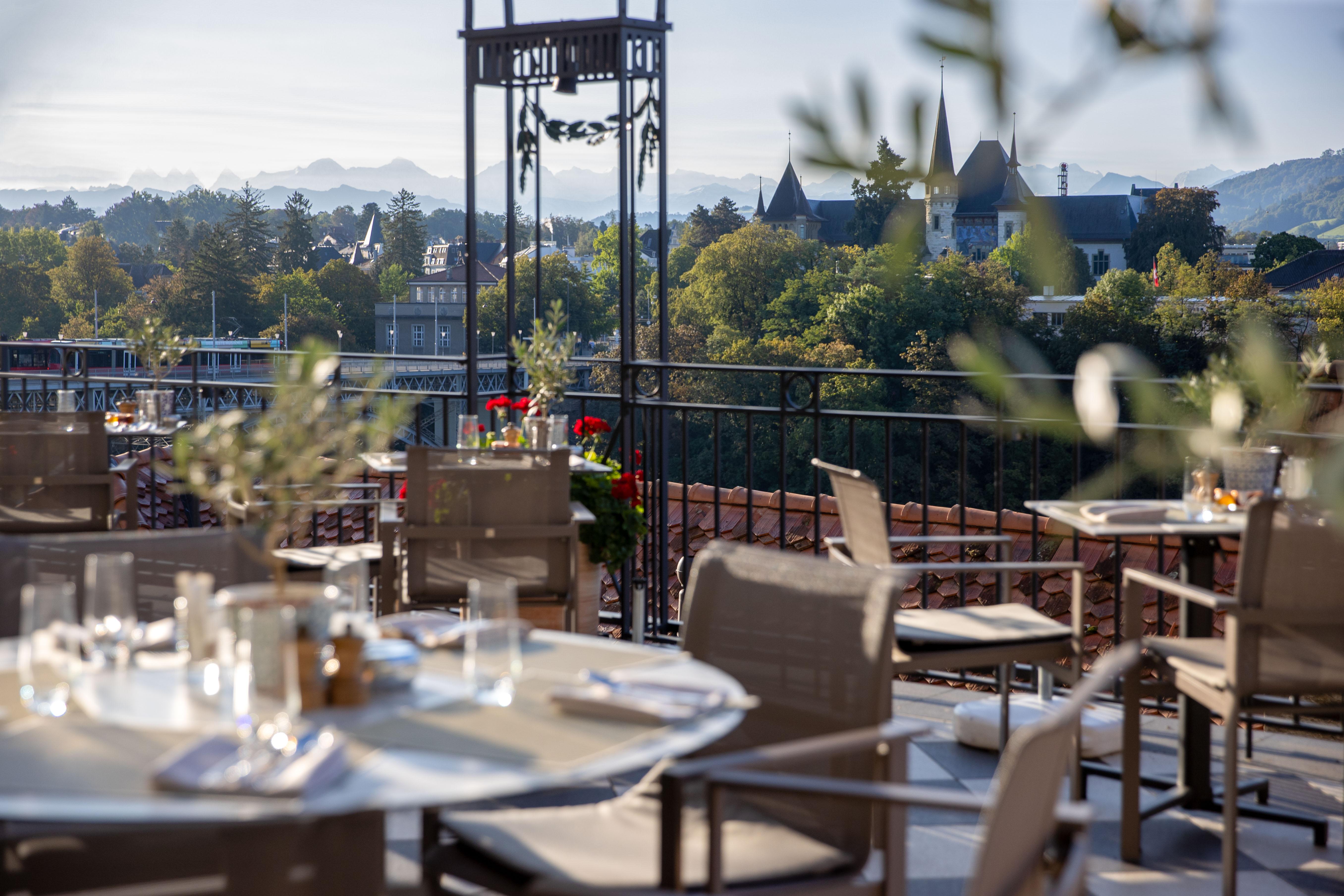 Terrace VUE Overlooking the River Aare and Bernese Alps