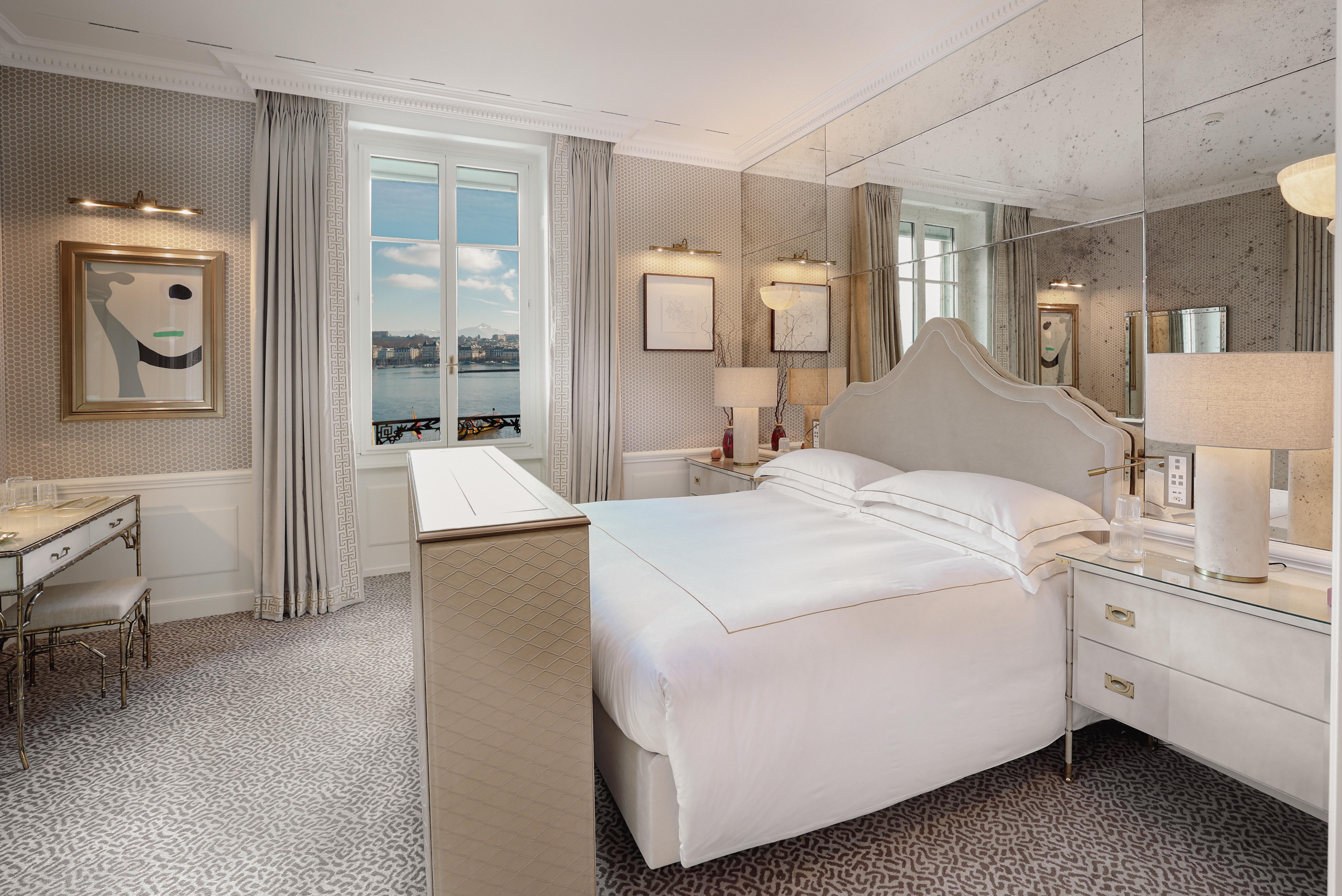 The Beatrice Suite Master Bedroom with Lake Views