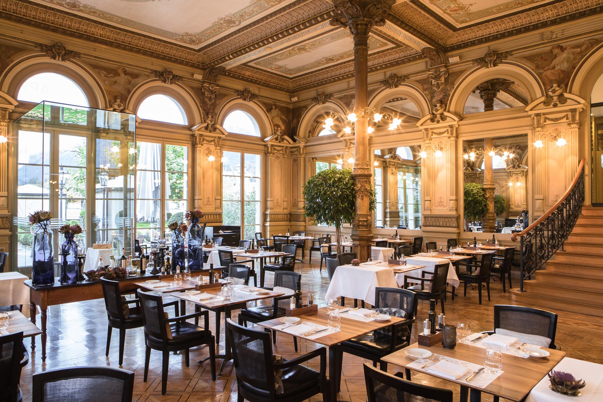 Ristorante e Pizzeria Sapori Authentic Italian Cuisine in Belle Époque Grand Hall