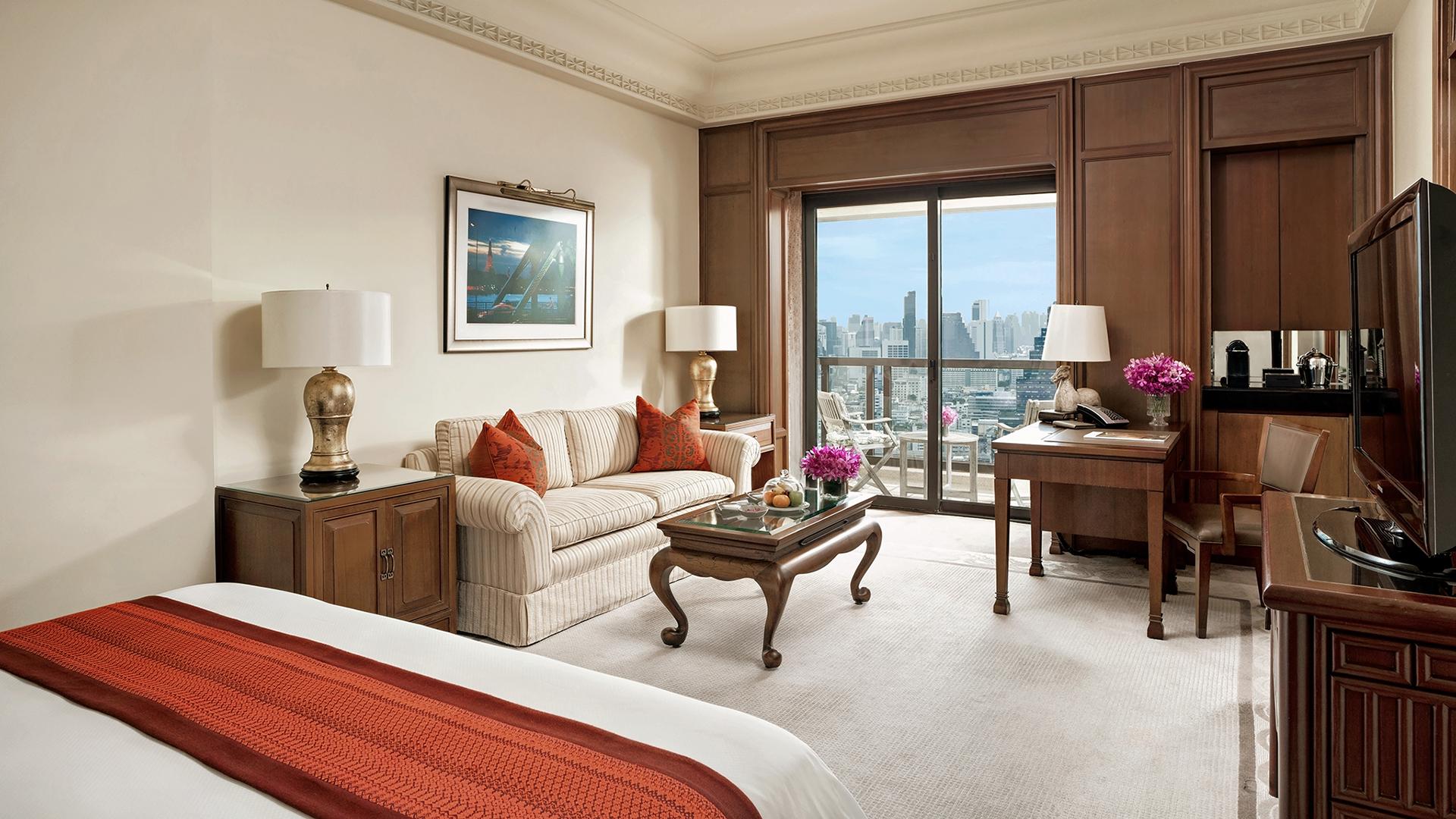 Deluxe Room panoramic river view