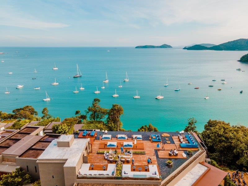 AKOYA Star Lounge rooftop bar 55 meters above sea level with 360-degree ocean views
