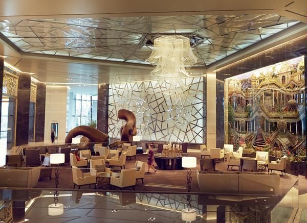 Lavinia Grand Lobby and Bronze Sculpture