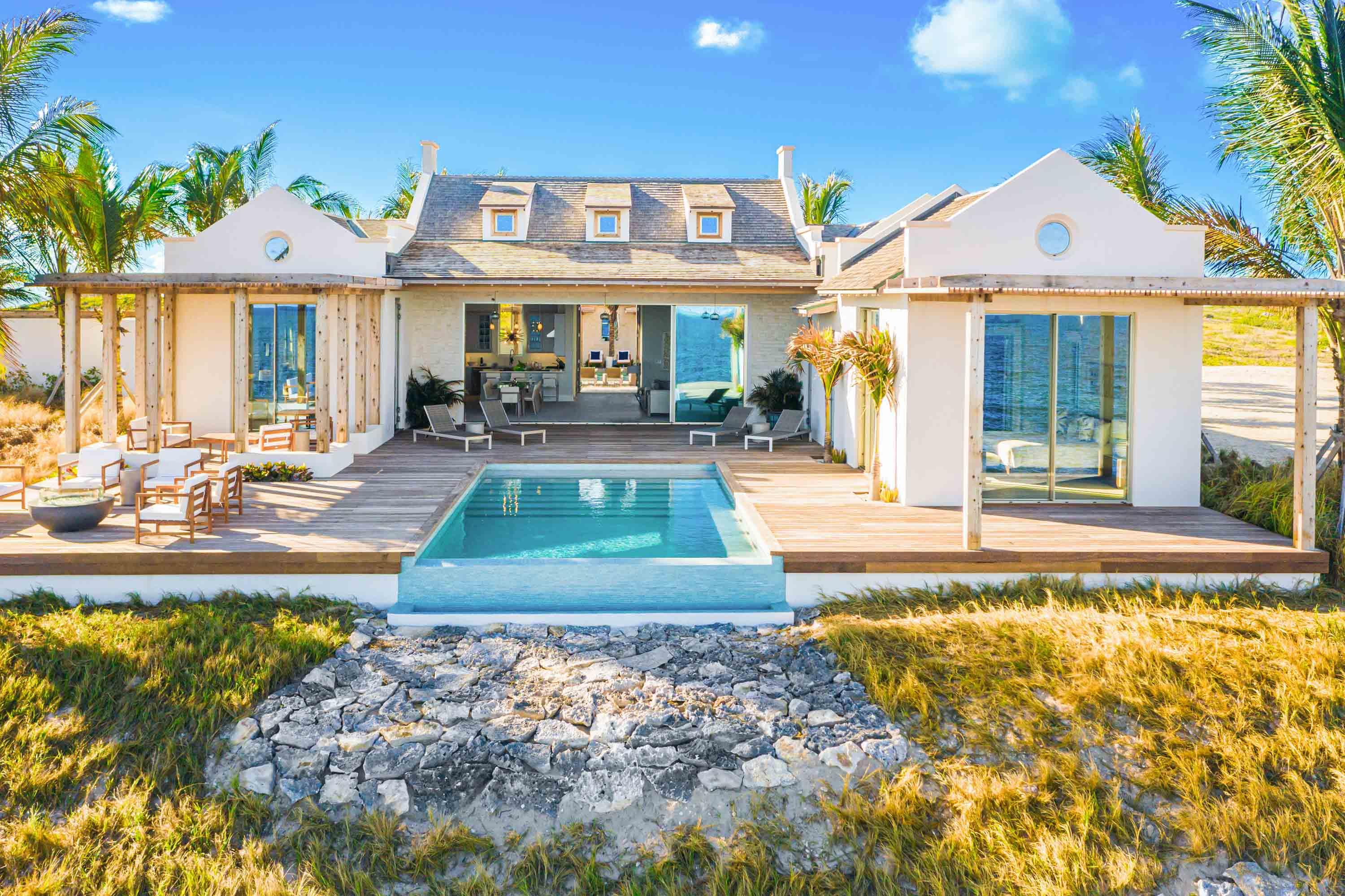 Dream Pavilion Estate Residence at Ambergris Cay