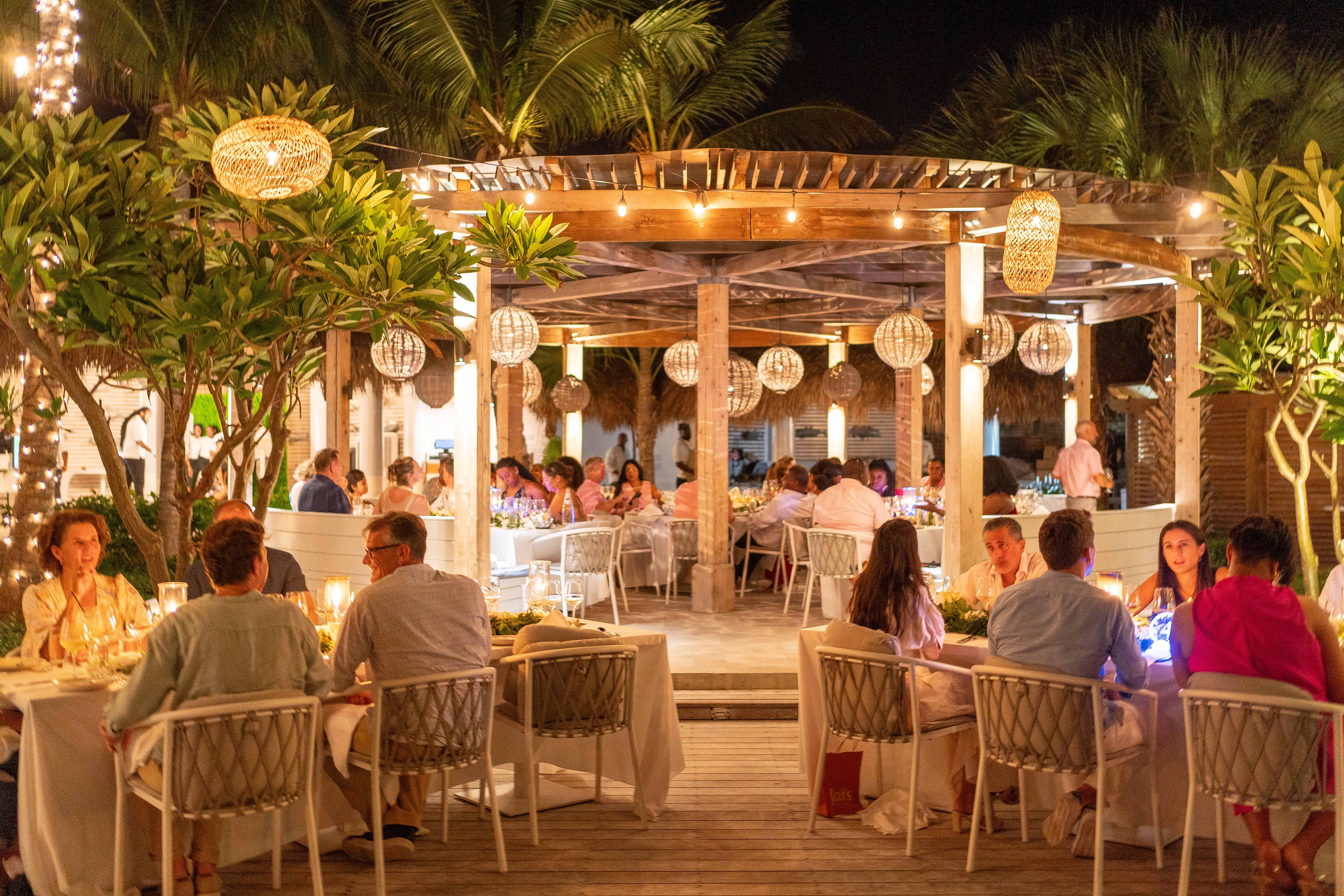 Infiniti Restaurant and Raw Bar Oceanfront Dining