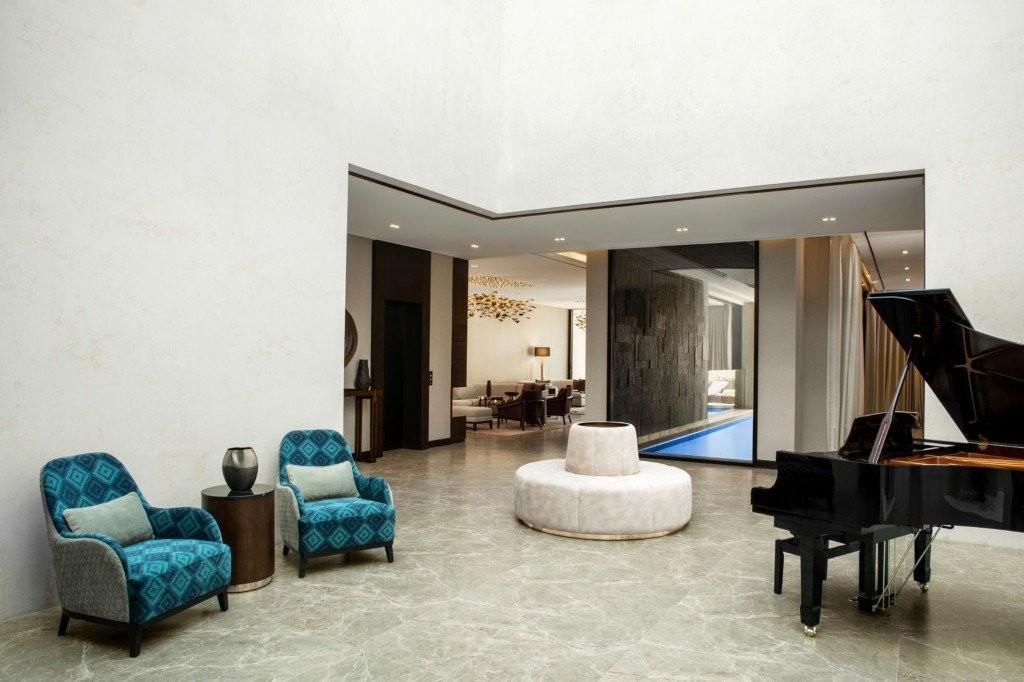 Grand Piano Music Salon