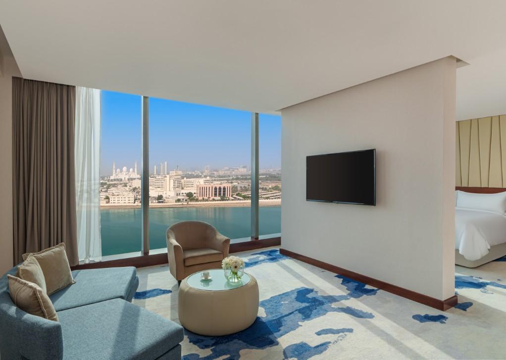 Junior Suite Living Salon