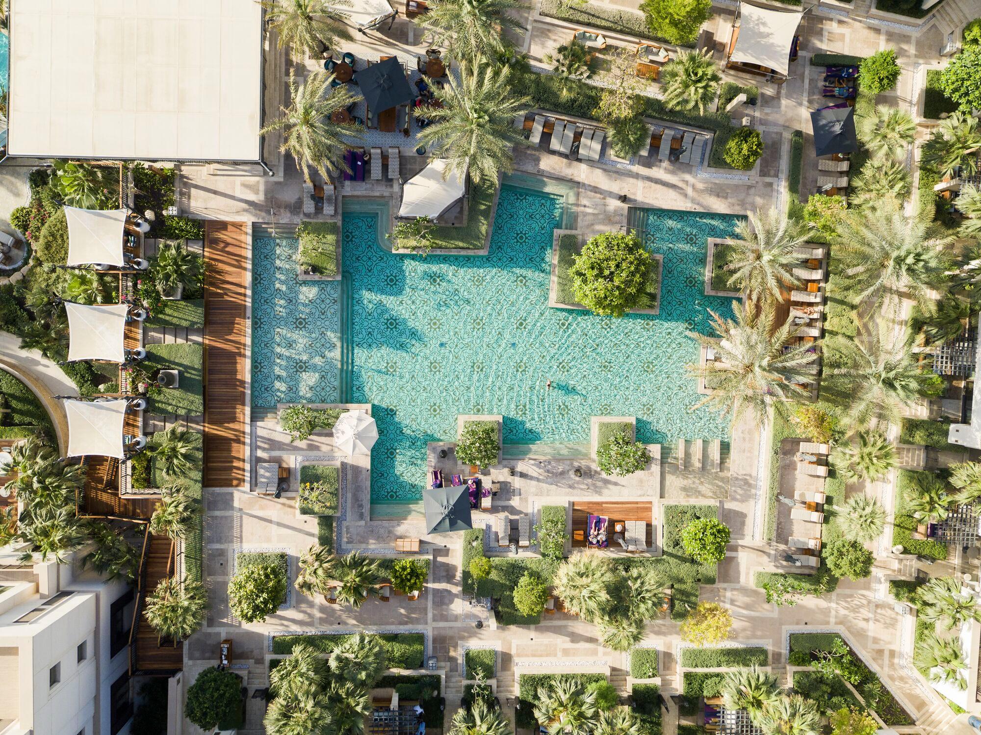 Jumeirah Al Naseem Aerial View of Pools and Beach