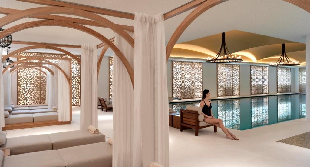Cinq Mondes Hydrotherapy Vitality Pool