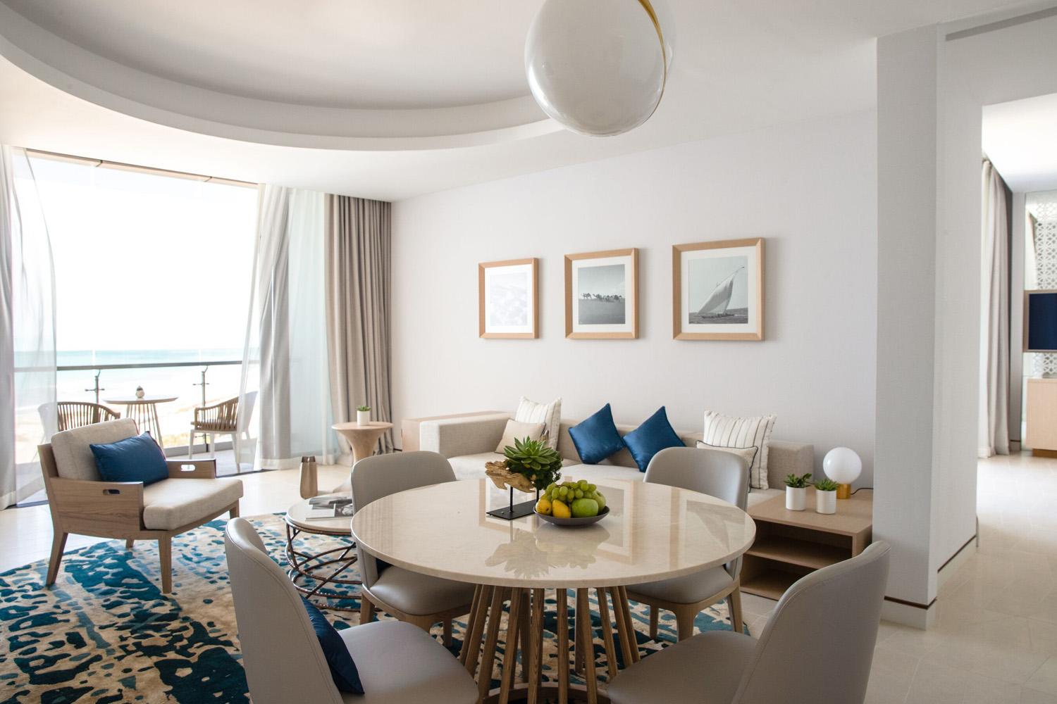Family Suite Living Salon