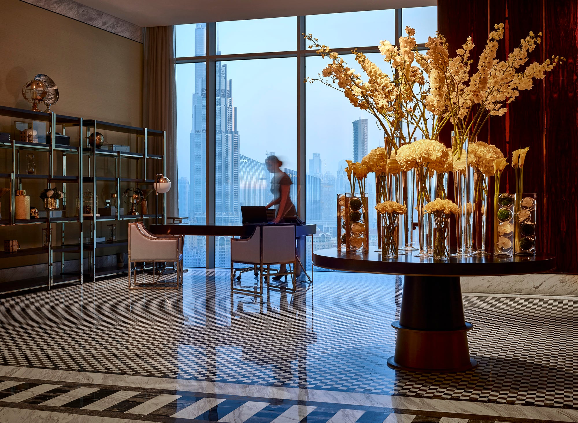 Waldorf Astoria Dubai DIFC 18th Floor Sky Lobby
