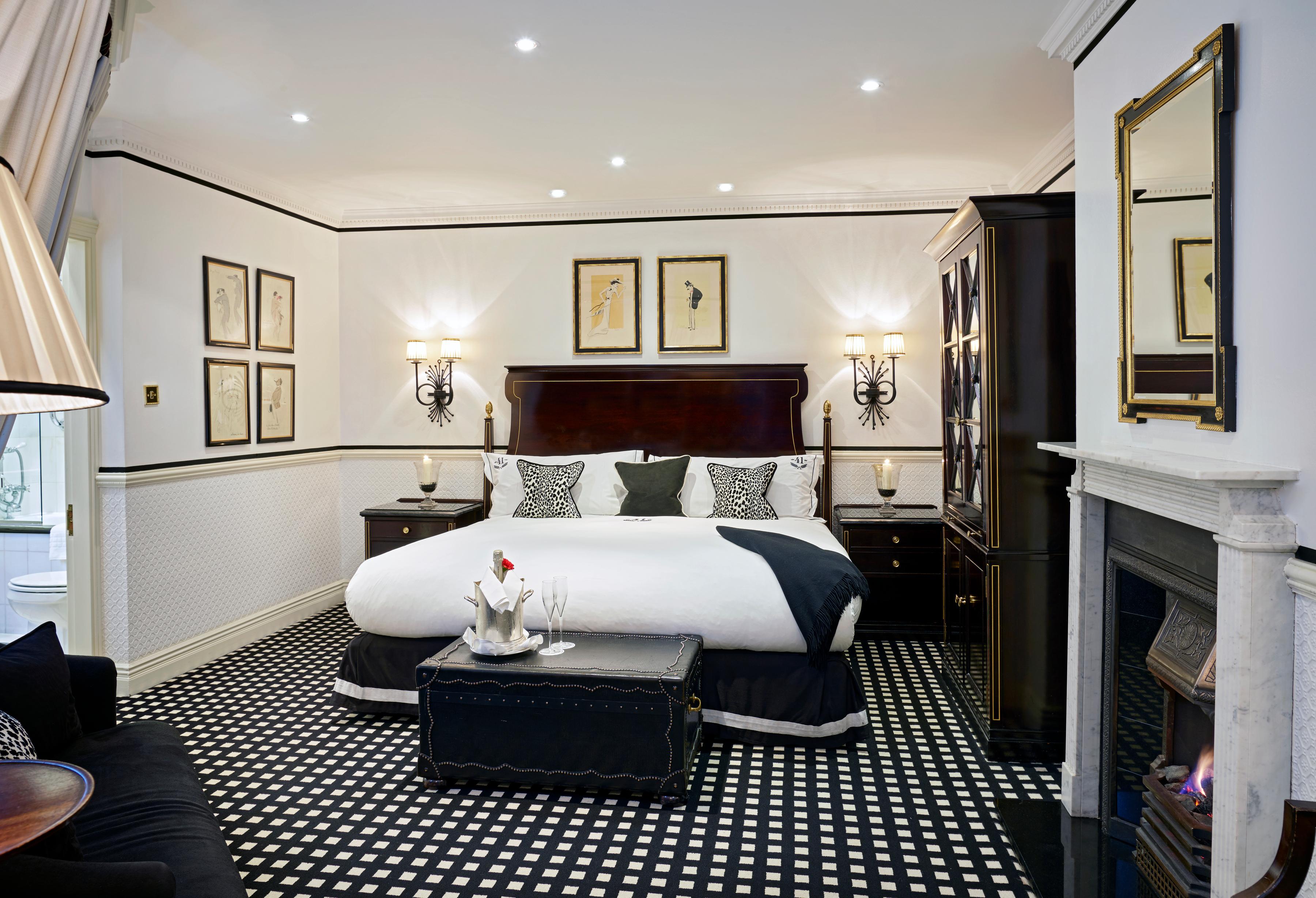 Hotel 41 Executive King Room with Savoir Bed