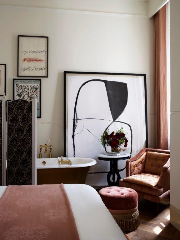 Royal Opera Suite Master Bedroom & Clawfoot Tub