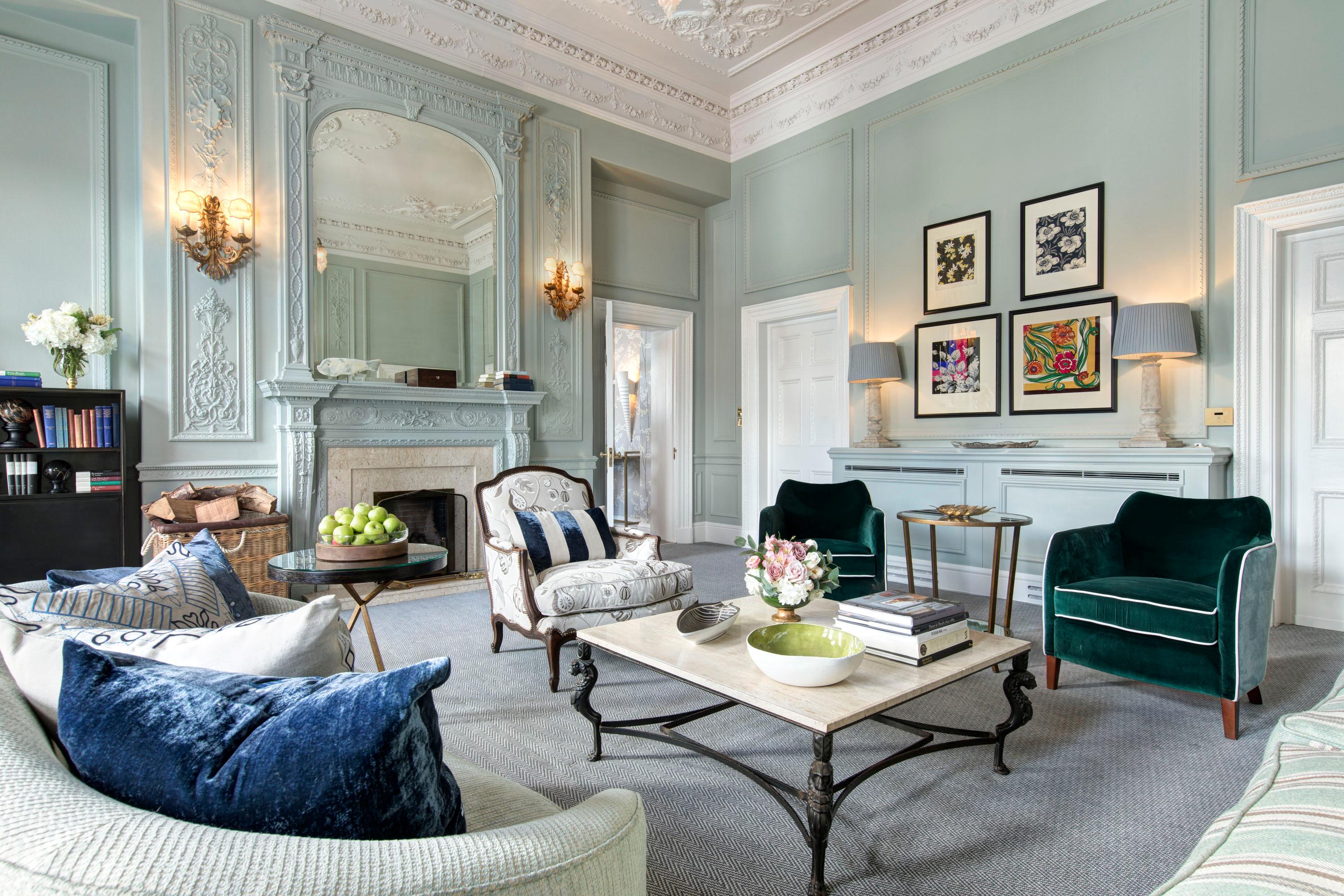 Scone & Crombie Presidential Suite Living Salon