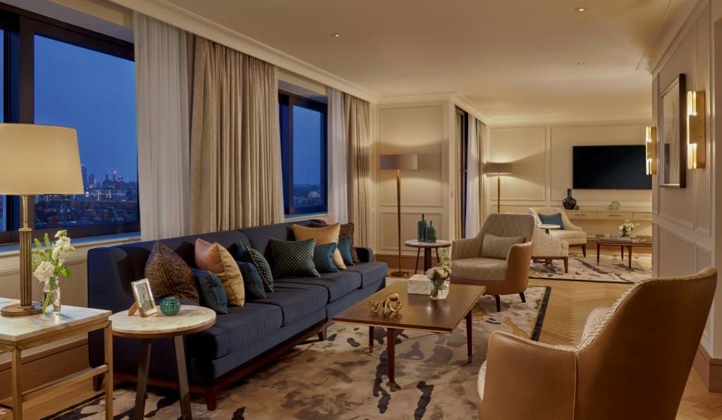 The Royal Suite Living Salon