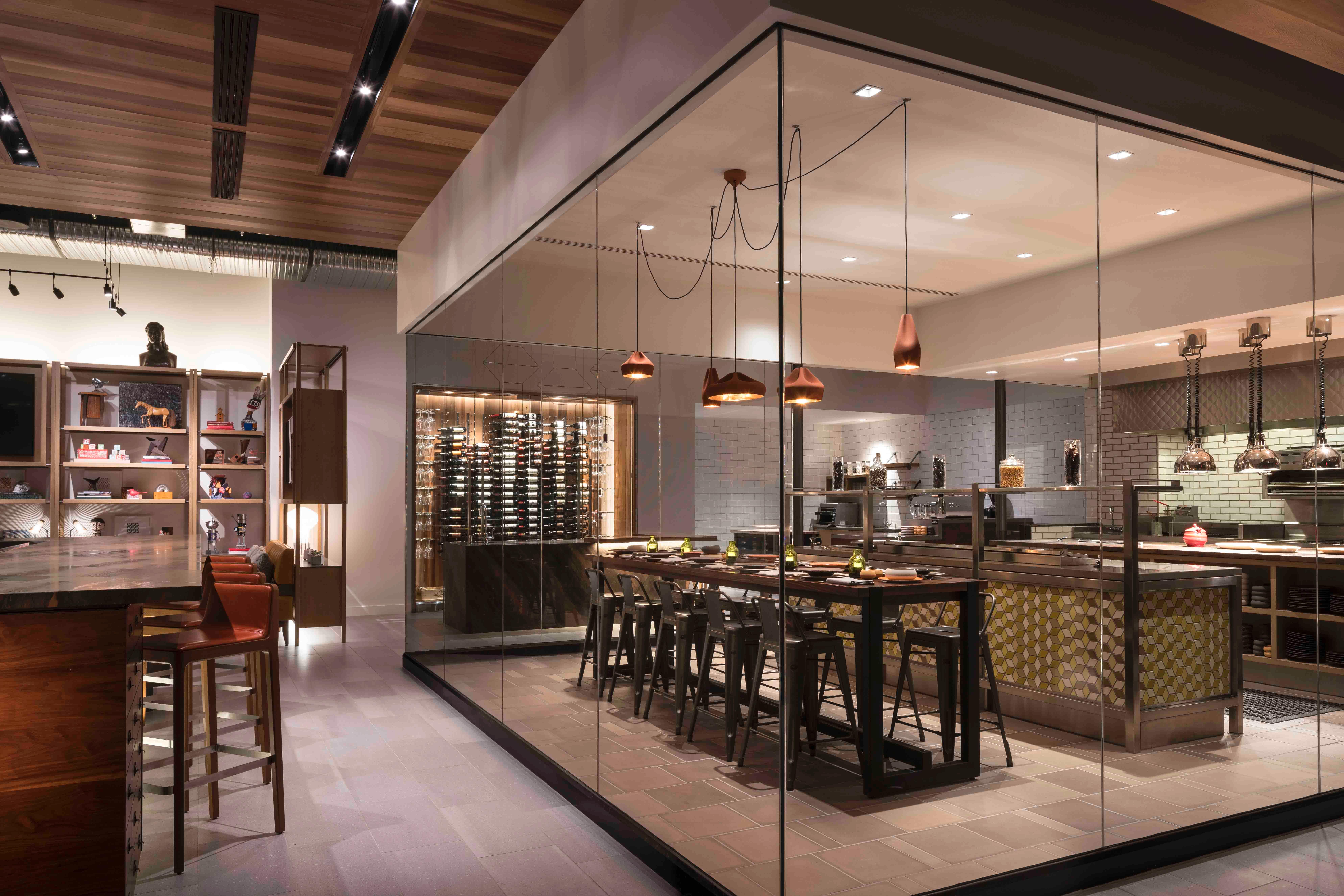 Weft & Warp Art Bar + Kitchen