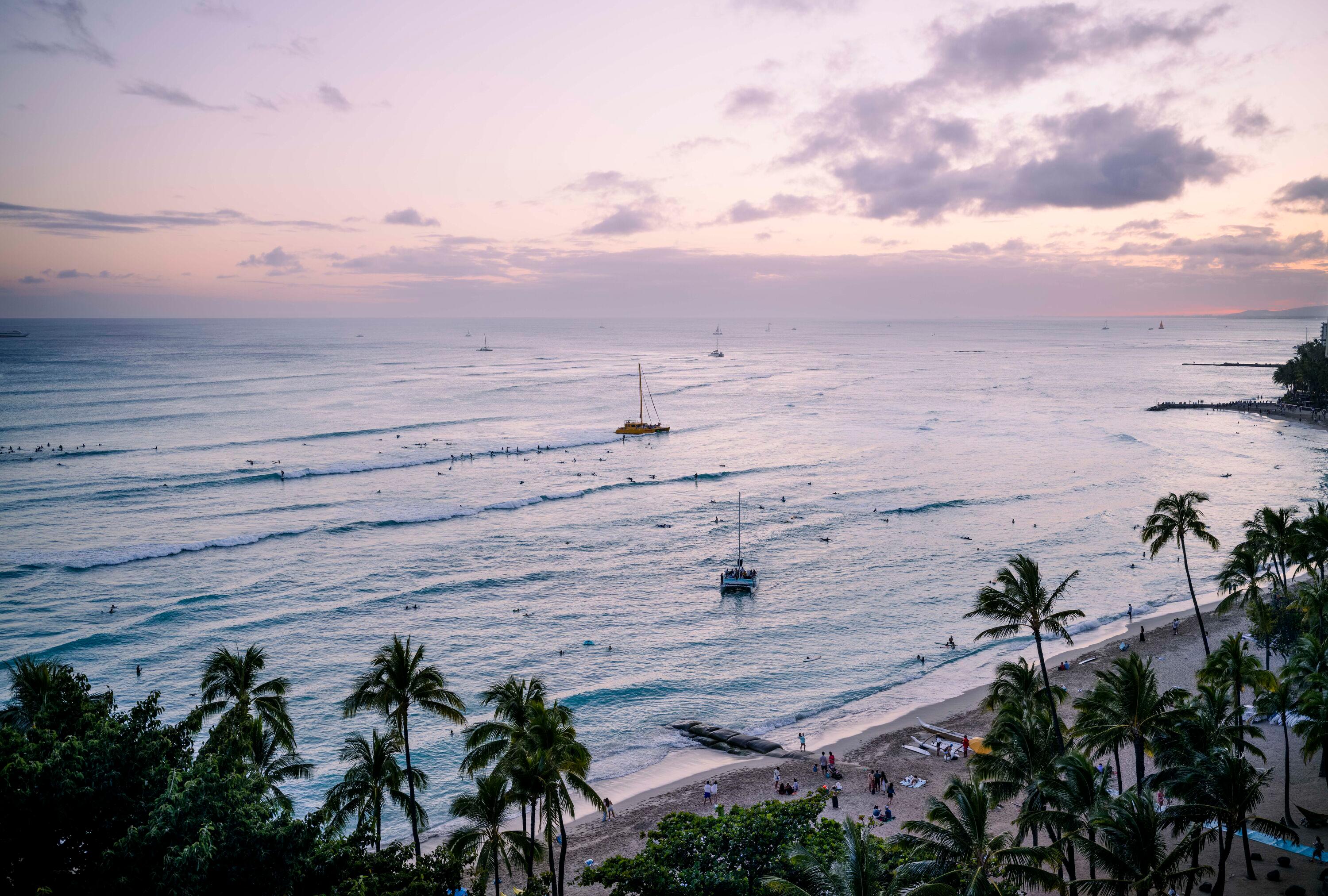 ESPACIO The Jewel of Waikiki Resort Grounds