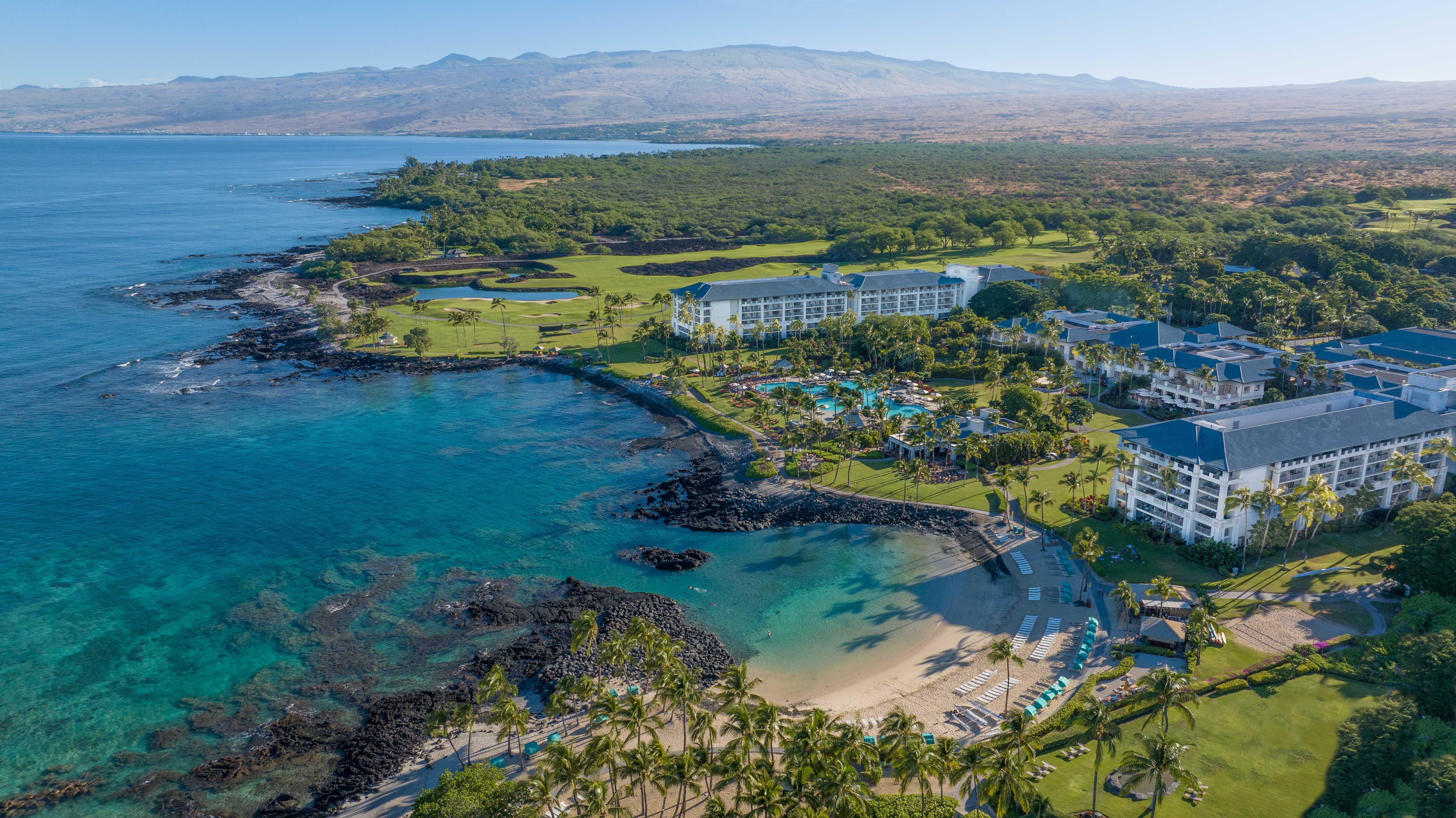 Fairmont Orchid, Hawaii Resort Grounds