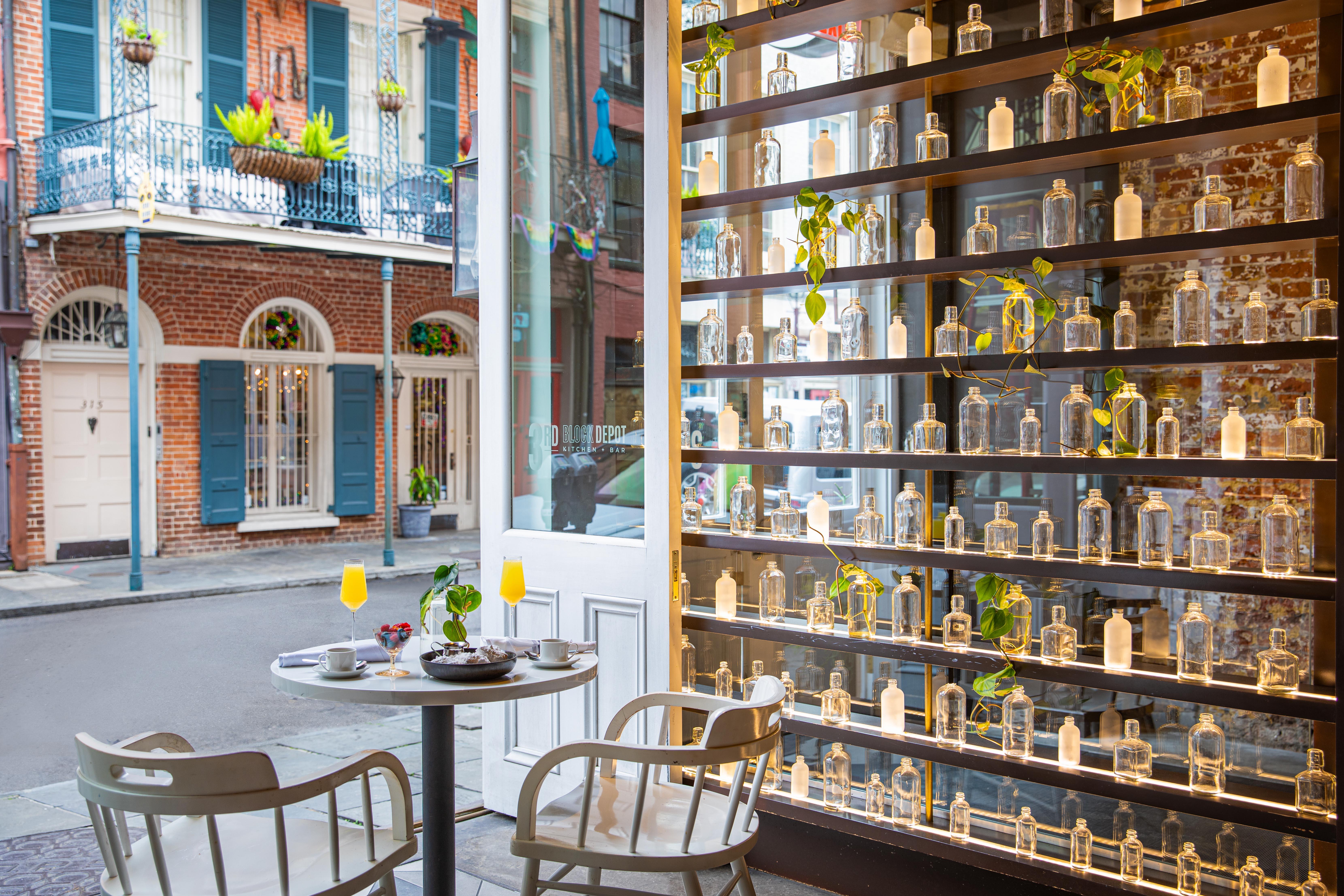 Hotel de la Poste – French Quarter, A Renaissance Hotel Suite