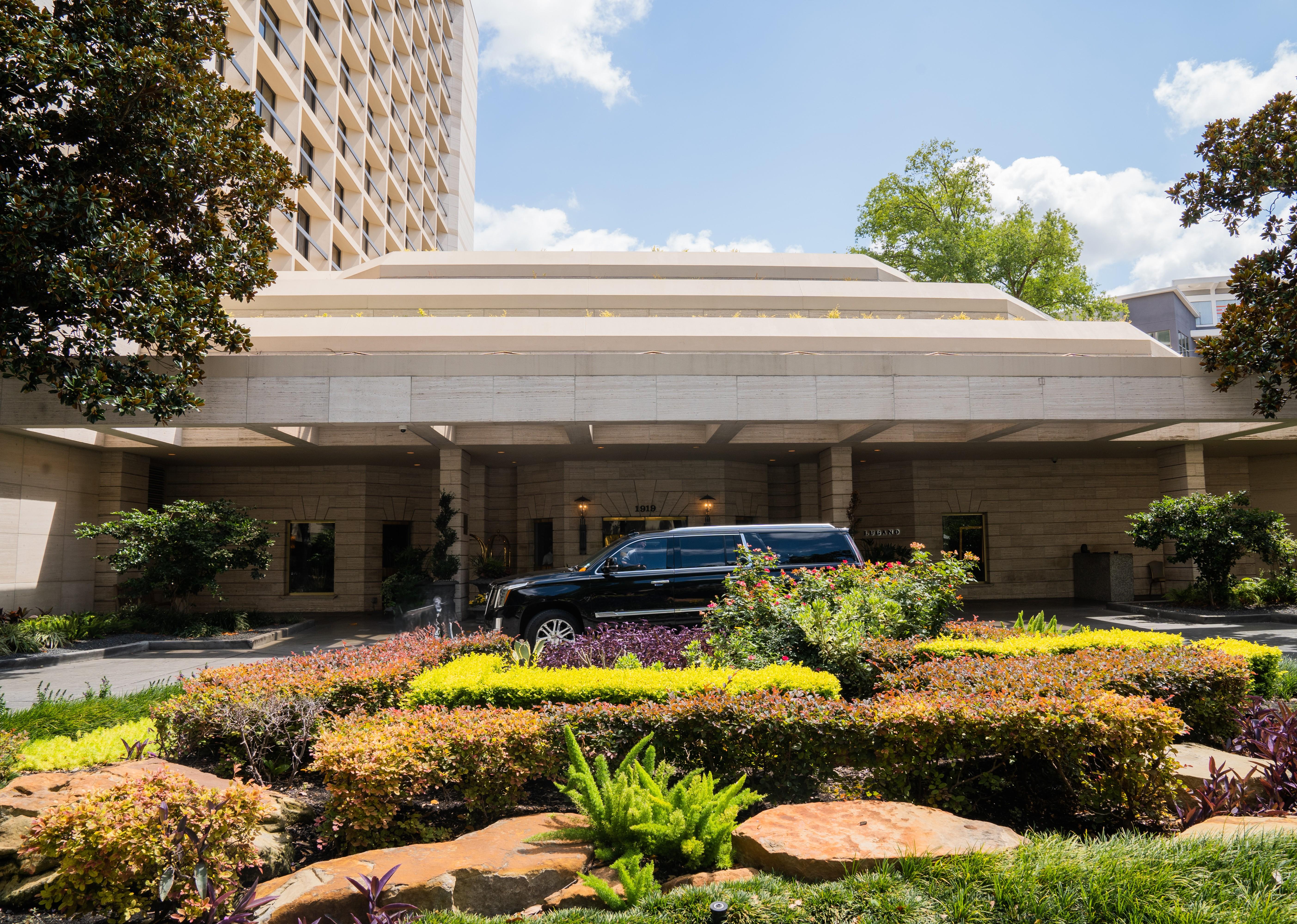 Houston Grand Hotel - River Oaks