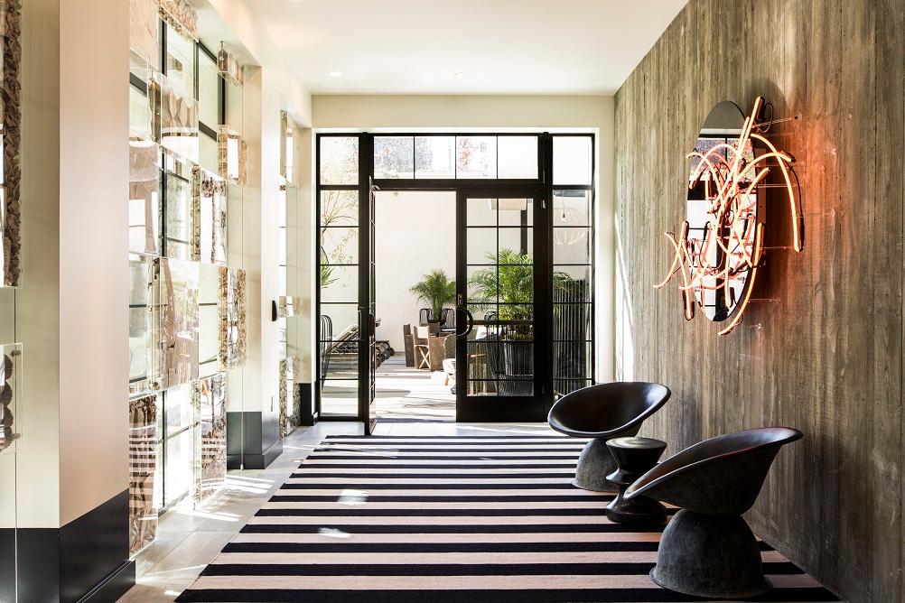 Kimpton La Peer Hotel Resort Grounds
