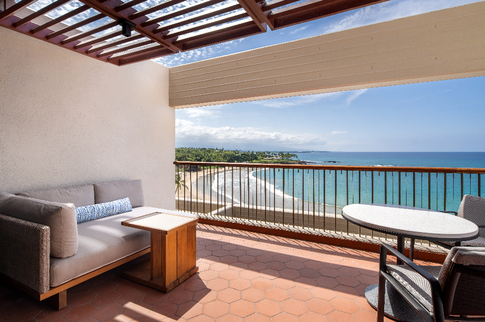 Mauna Kea Beach Hotel Suite