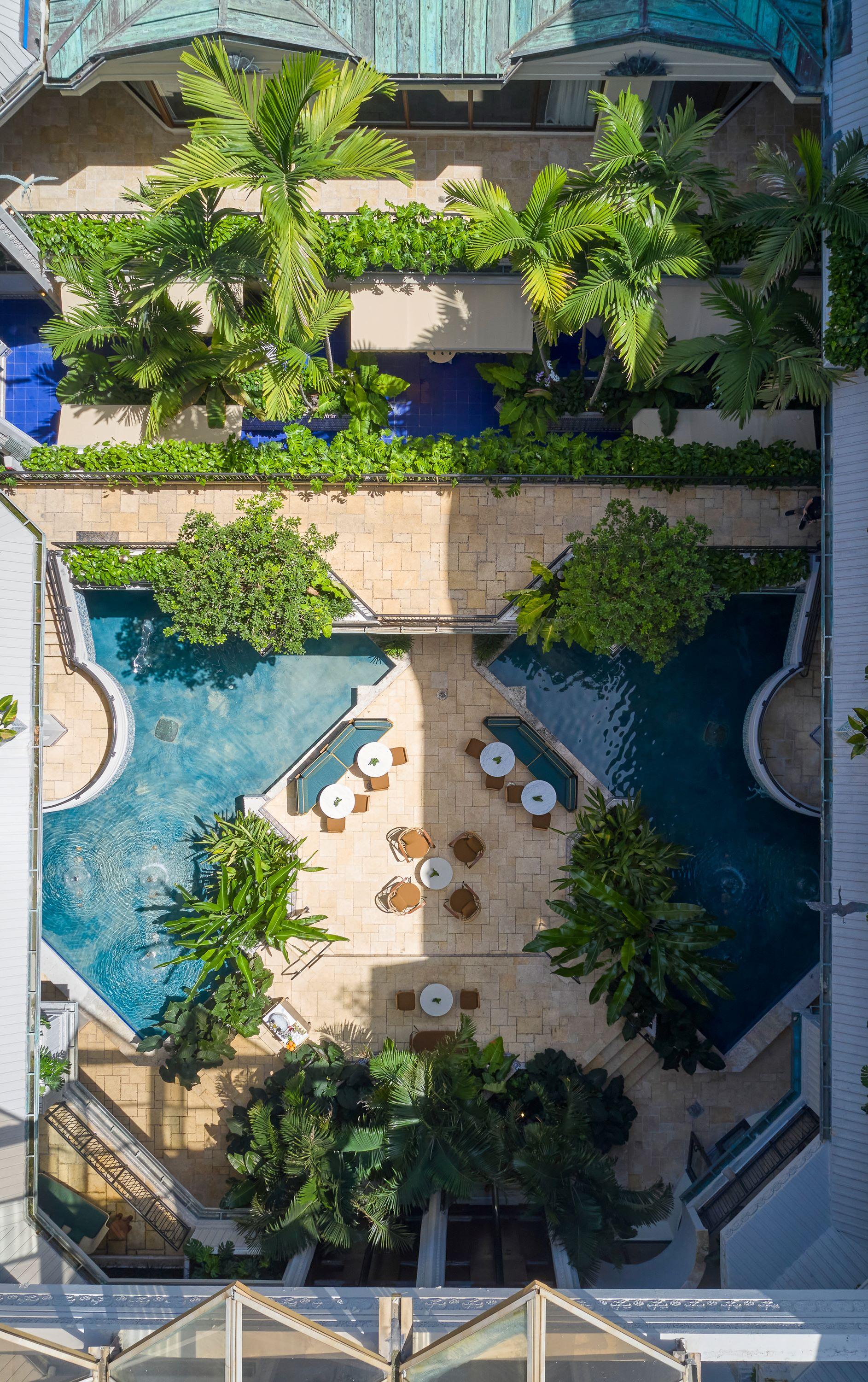 Mayfair House Hotel & Garden Resort Grounds