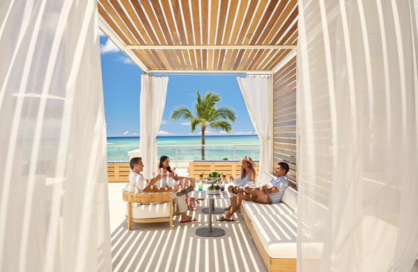 OUTRIGGER Reef Waikiki Beach Resort Suite