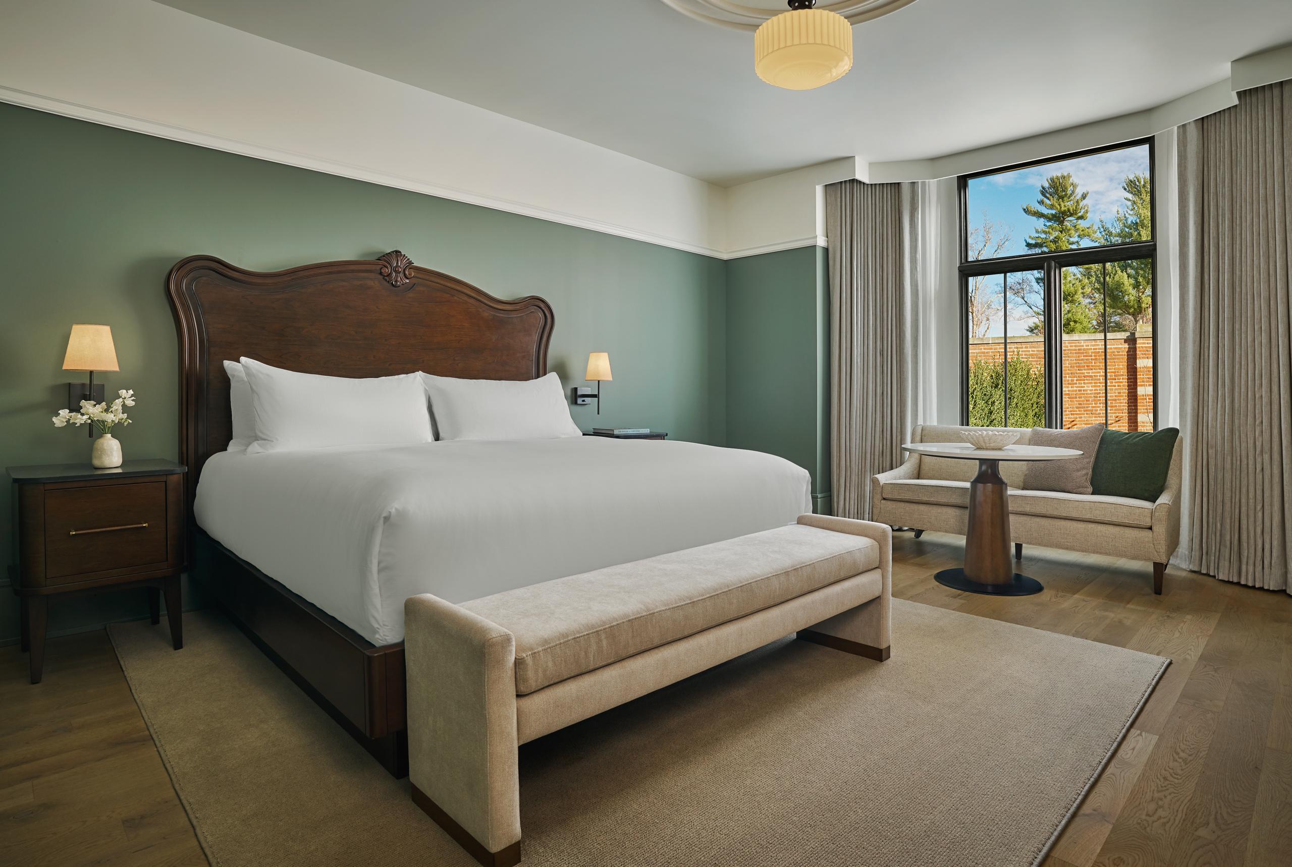 Deluxe Resort View King