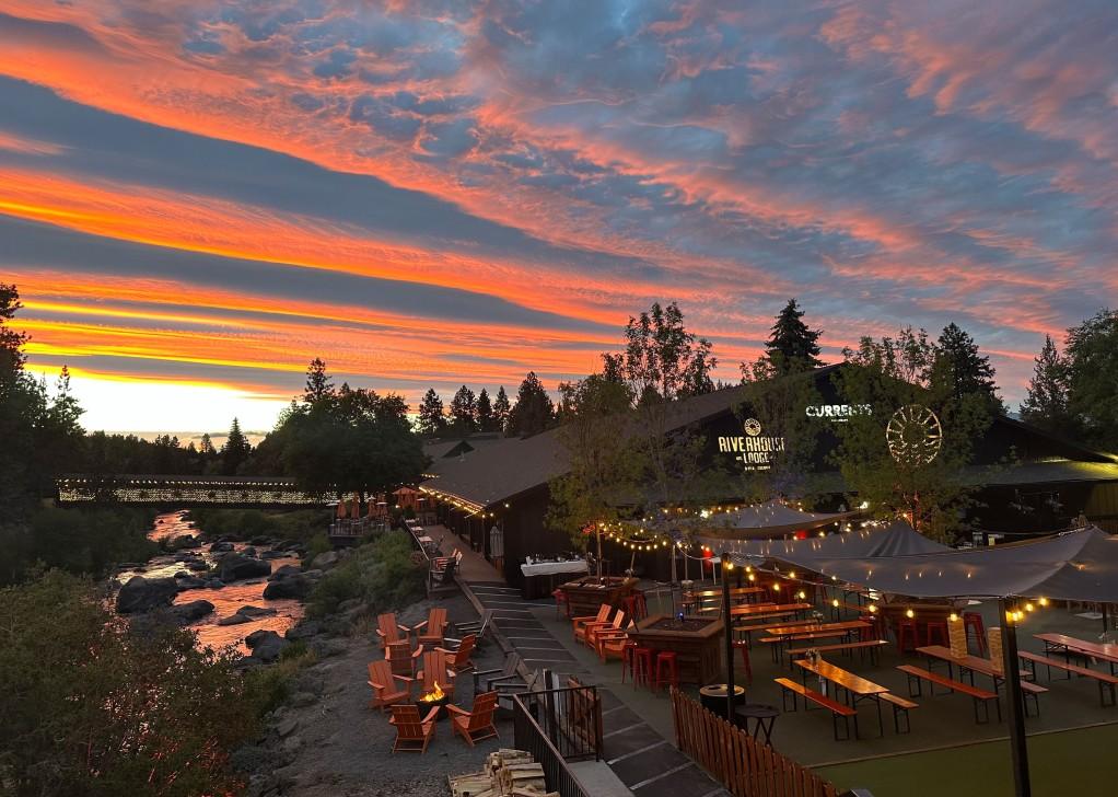 Riverhouse Lodge