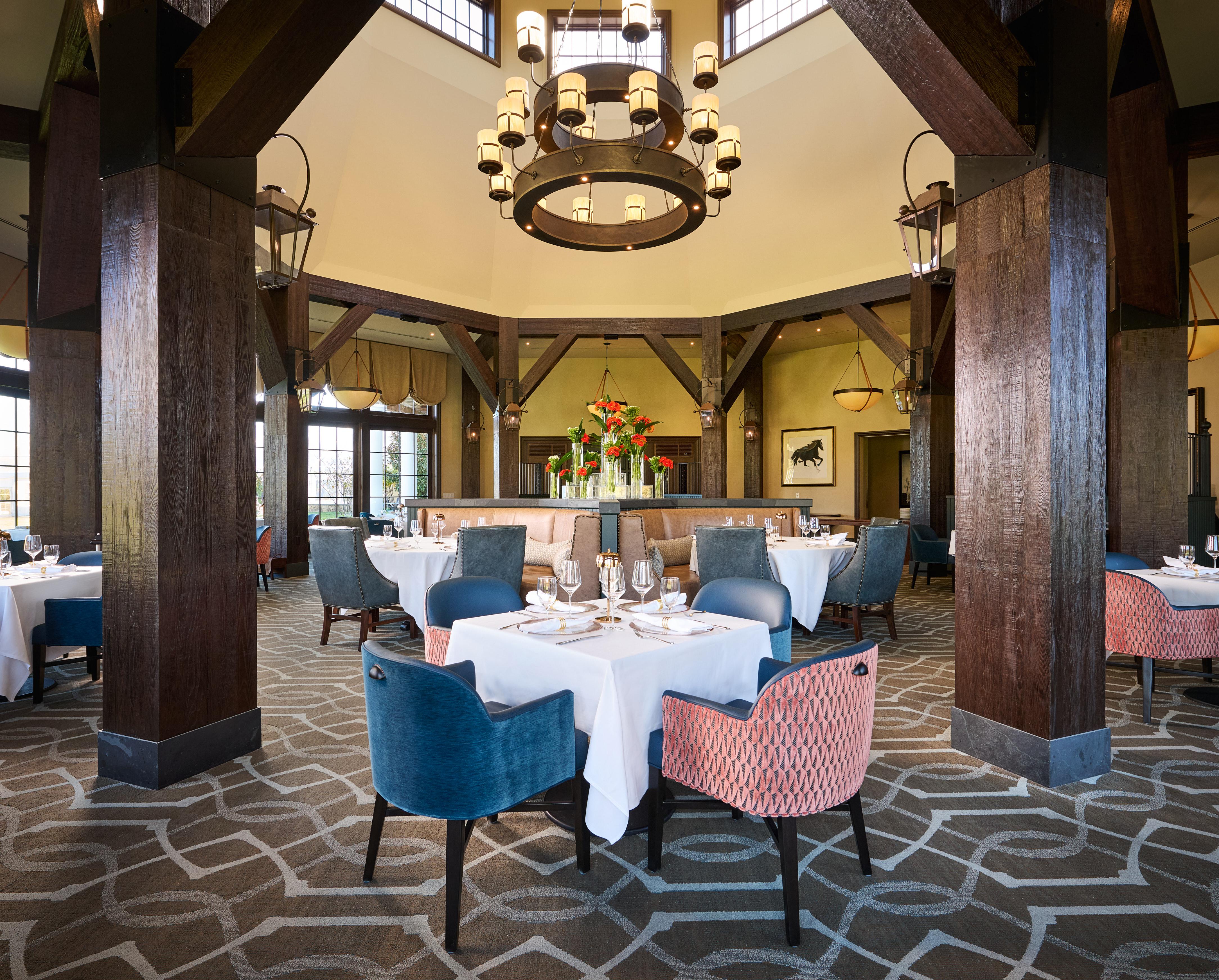 Grand Estate King with Fireplace
