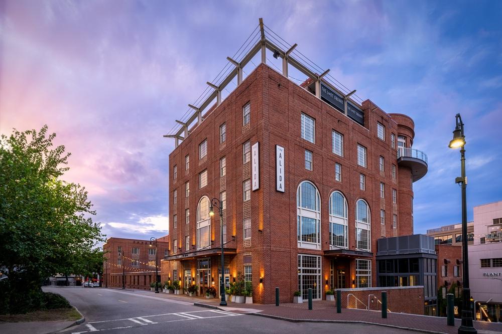 The Alida, Savannah, a Tribute Portfolio Hotel Resort Grounds