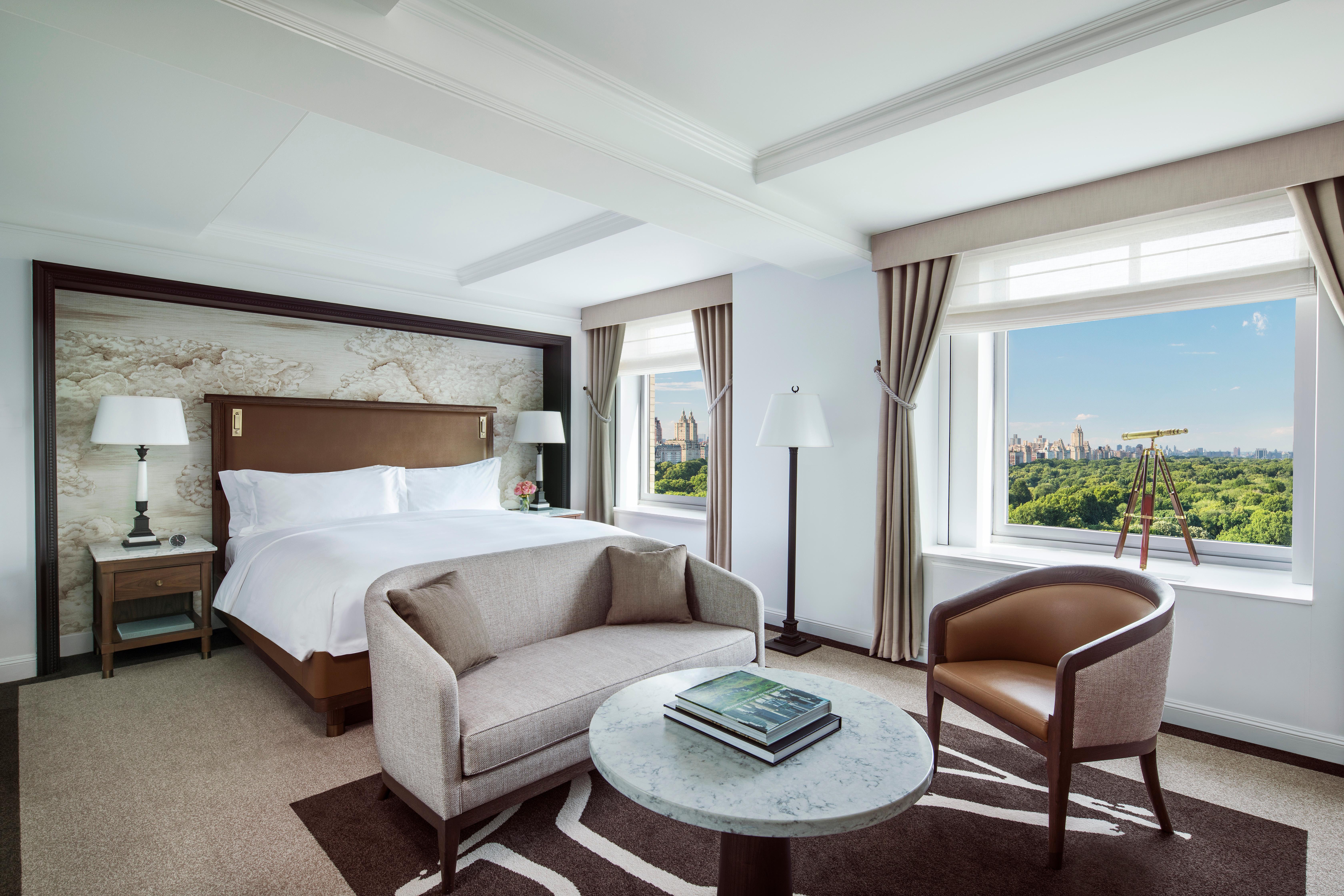 Grand Park View Guestroom