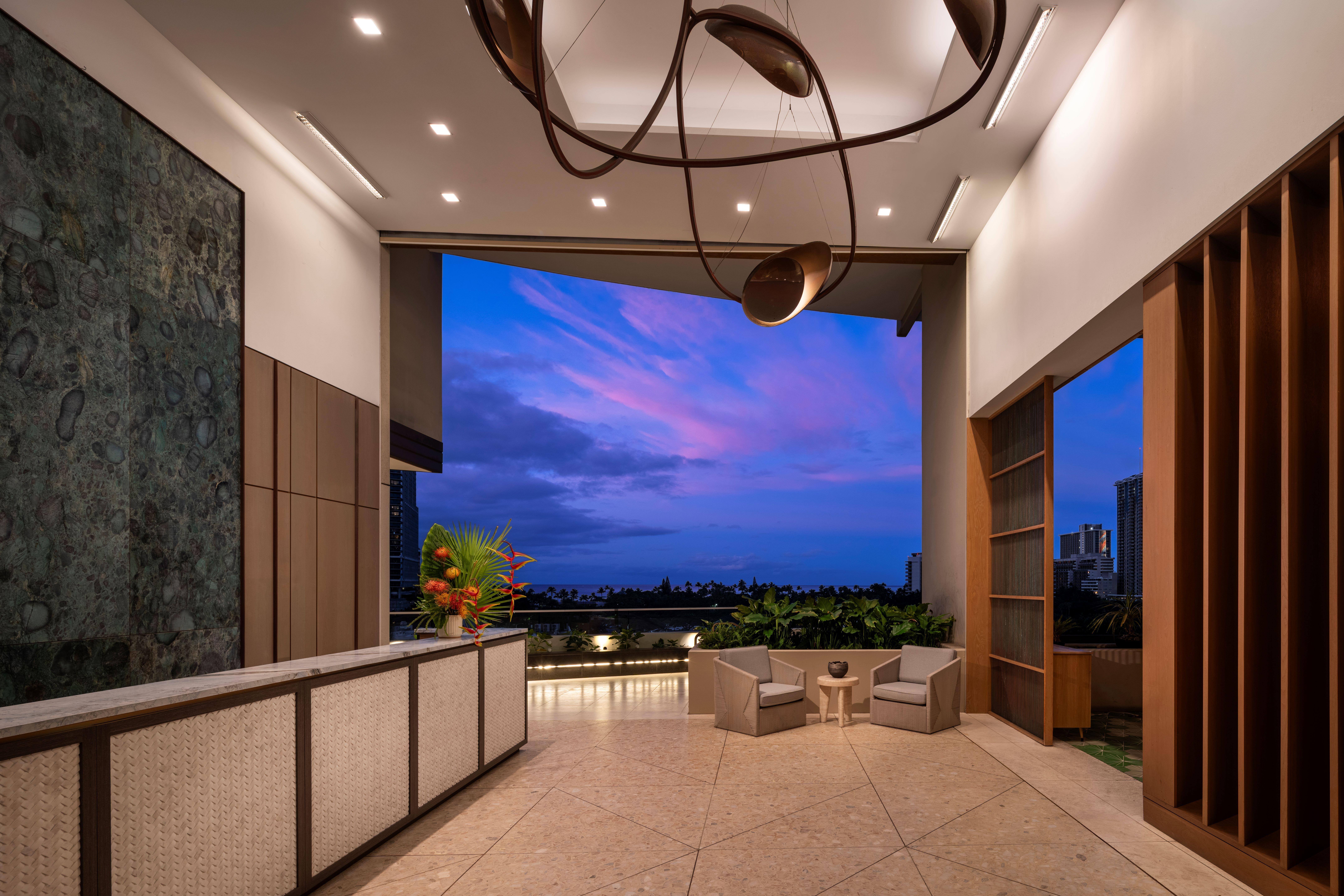 The Ritz-Carlton Residences, Waikiki Beach Resort Grounds