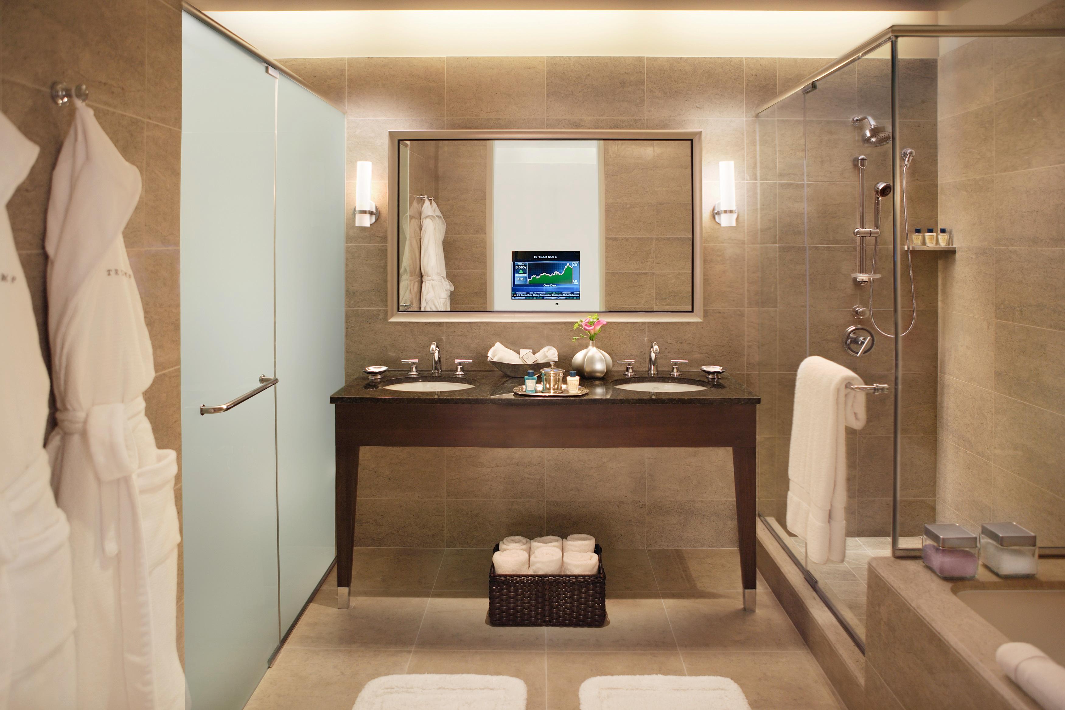 Trump International Hotel & Tower Chicago Resort Grounds