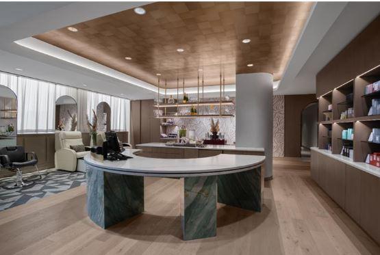 Fabulous Deck Room