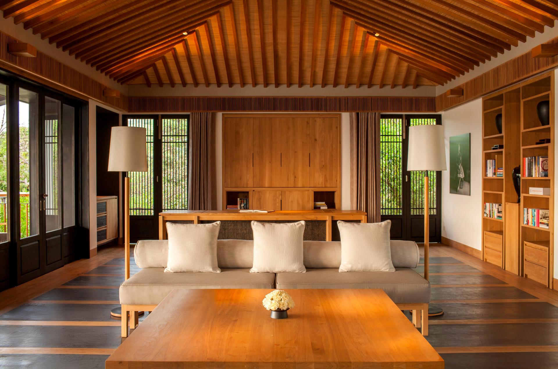 Contemporary Guest Pavilion Interior