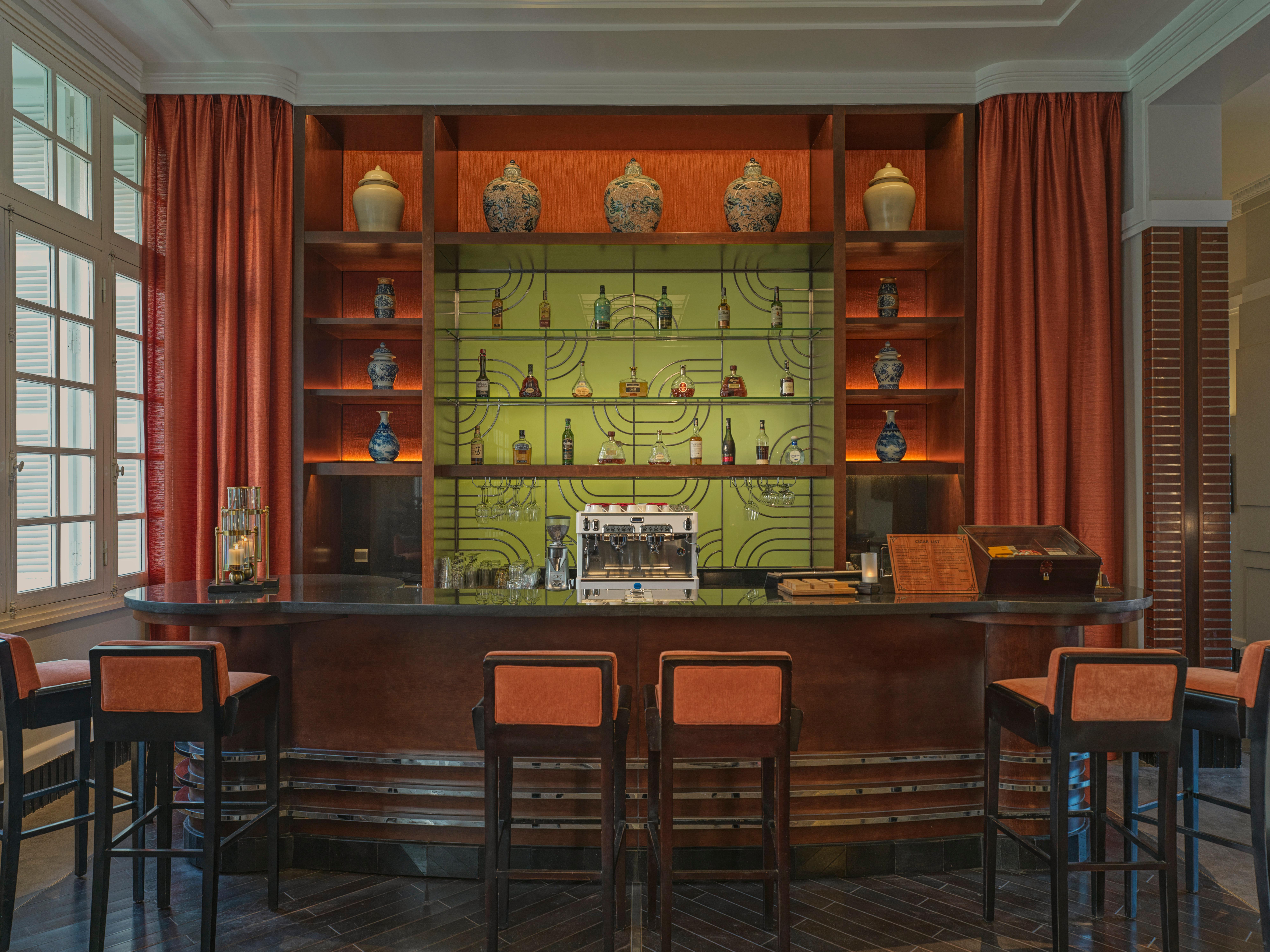 Le Gouverneur Bar Lounge