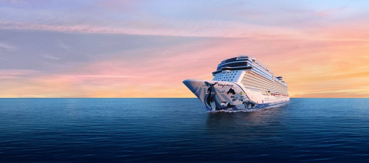 Norwegian Cruise Line vs. Royal Caribbean: Which is Right for You?