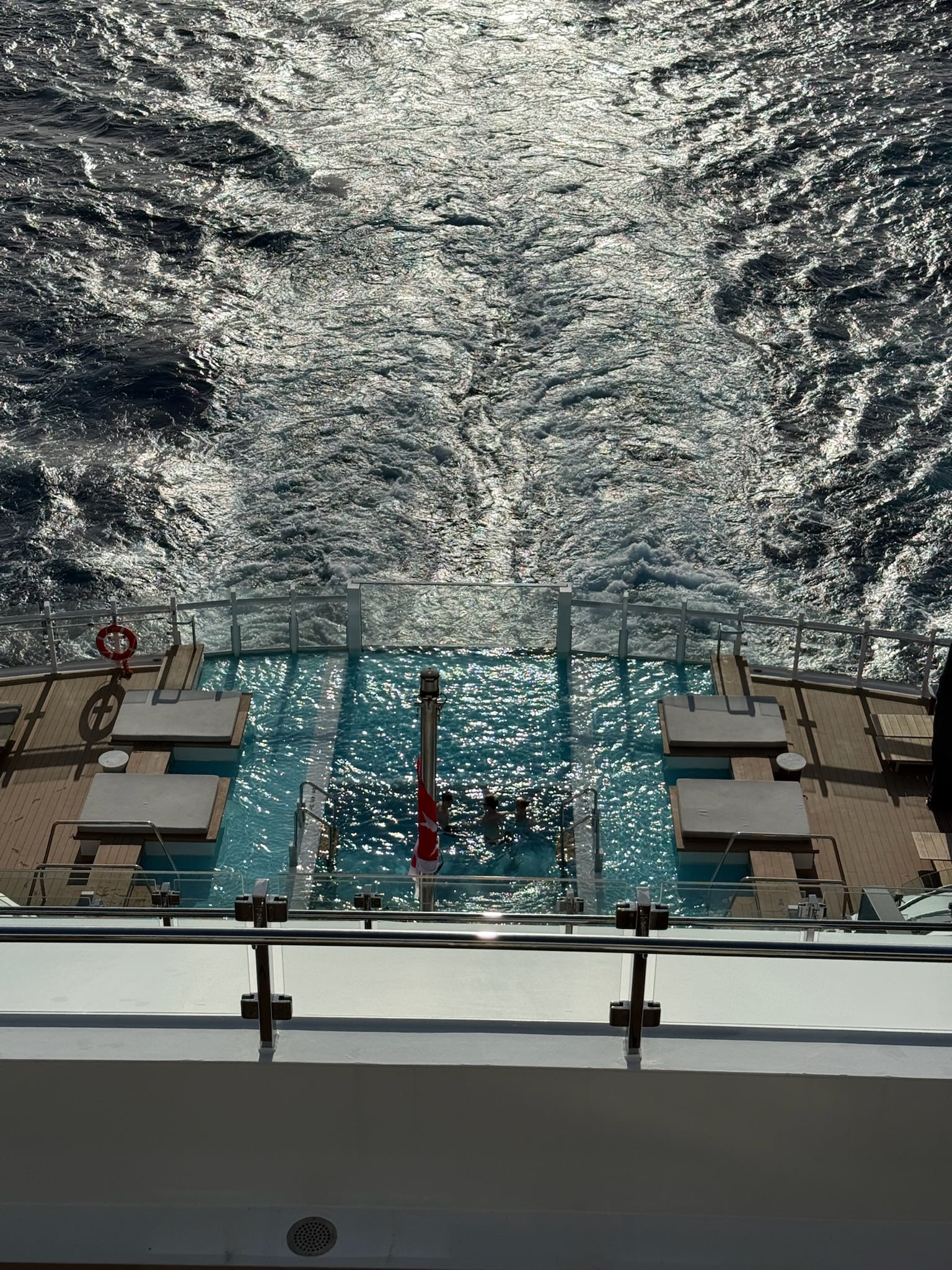 The breathtaking aft infinity pools on Ilma looking over the turquoise Caribbean wake