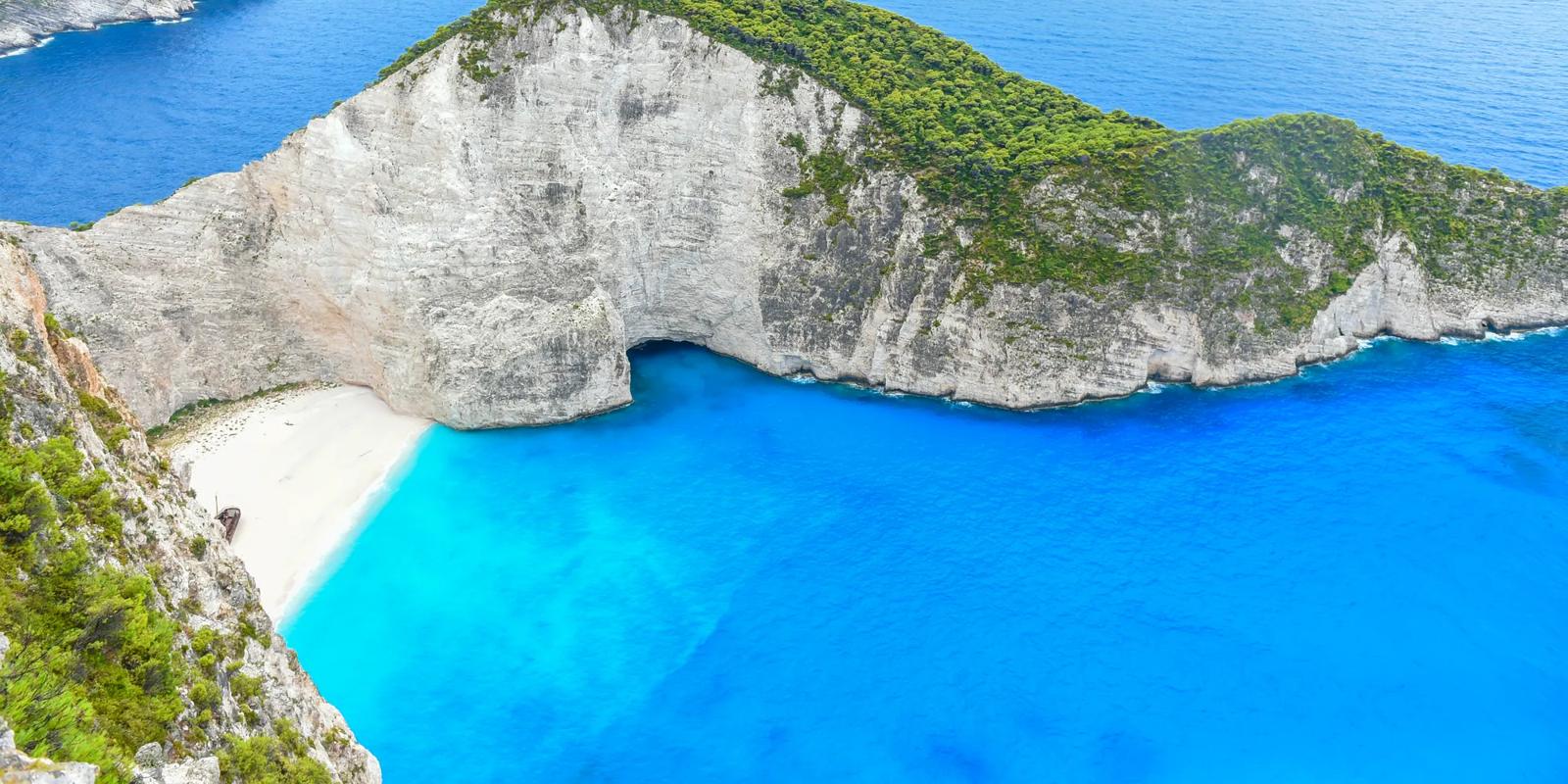 Smithsonian Journeys with Ponant Cruises Travel Advisors