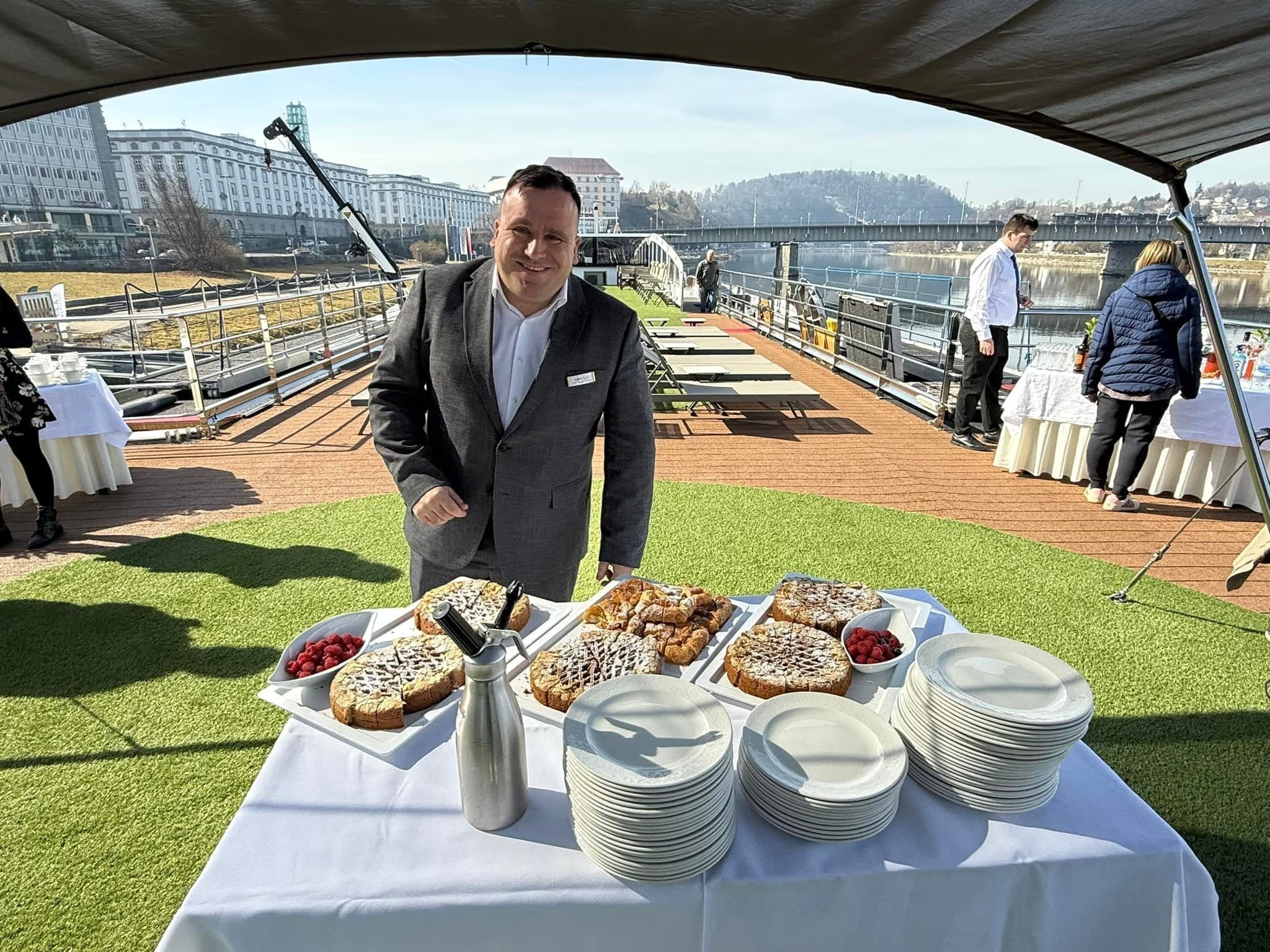 Tauck Chef Hosting Al Fresco Barbecue Lunch on the Sun Deck