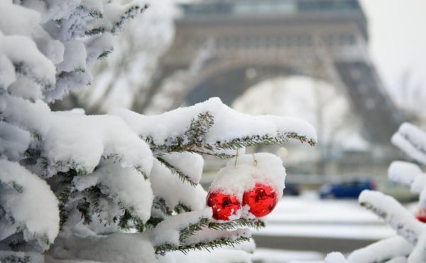 Magical Parisian holiday on the Seine river in France