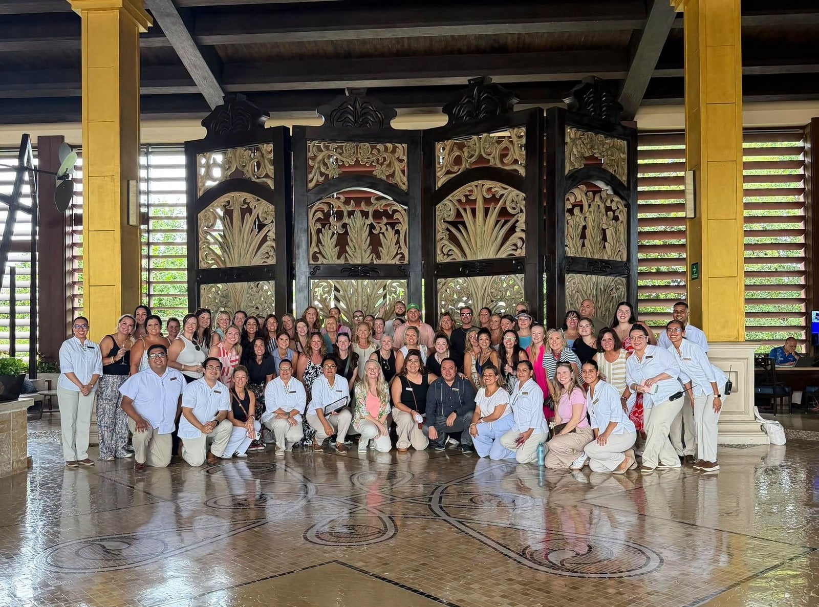 Over 60 Vincent Vacations advisors and supplier executives gathered in Mexico
