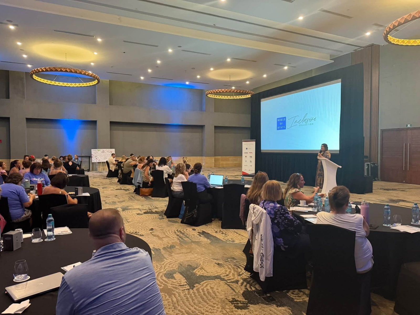 Vincent Vacations advisors in general session hall learning advanced sales strategies