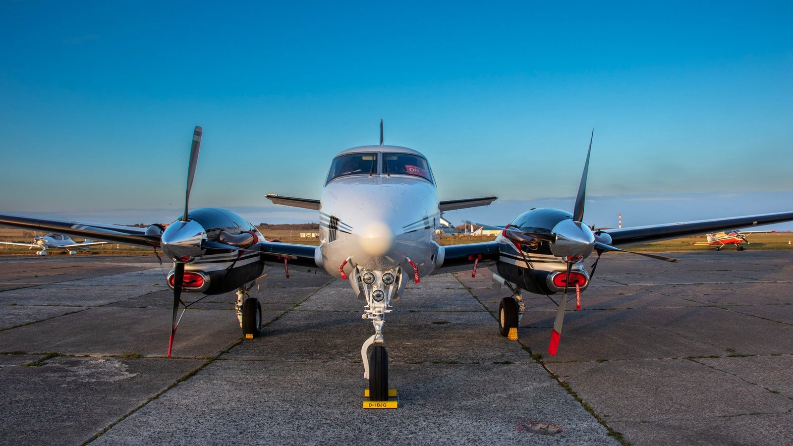 Best Alaska Private Jet Expeditions Travel Agents