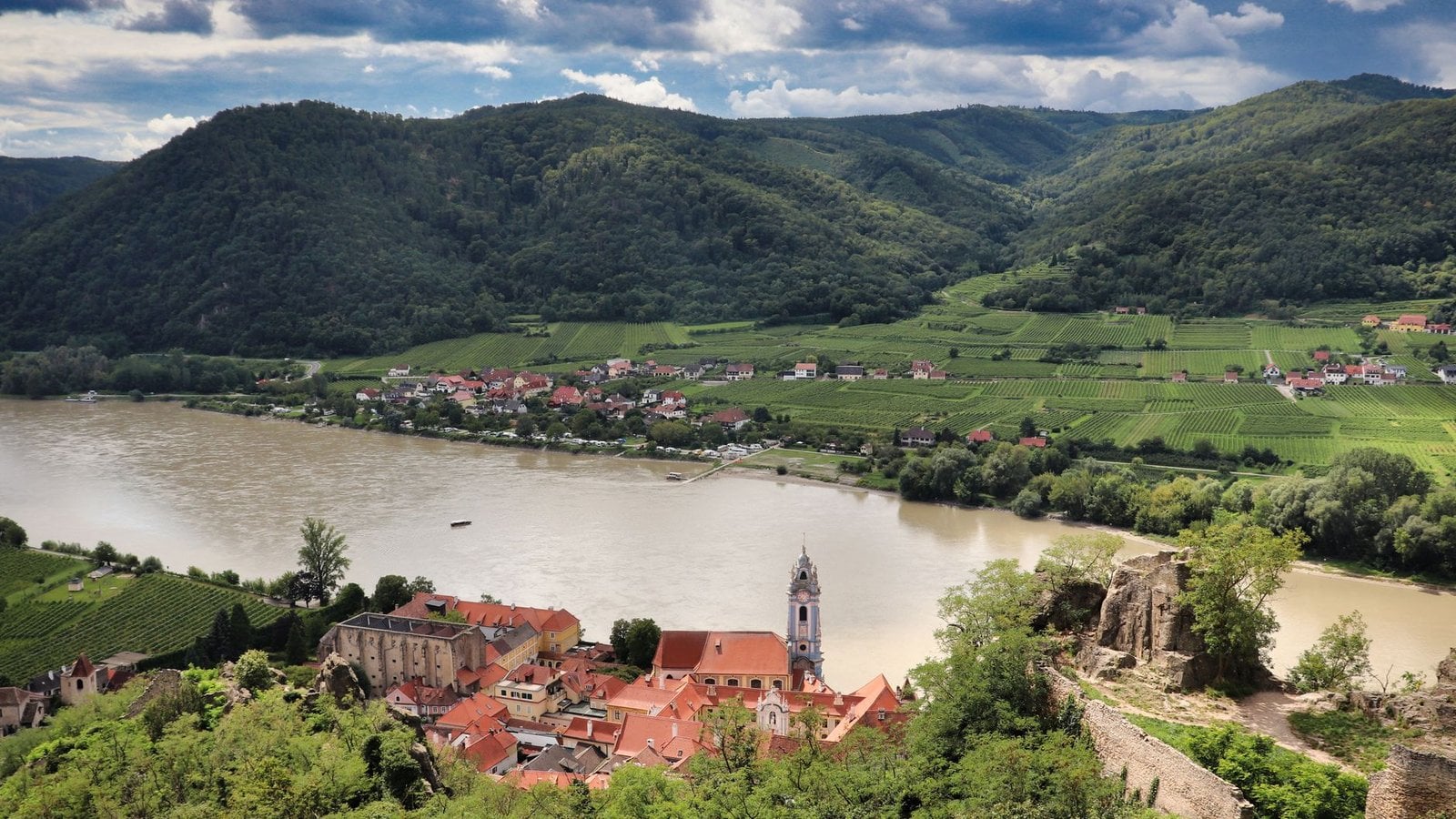 Amawaterways Amamagna Grand Suites & Concierge Golf Travel Agents