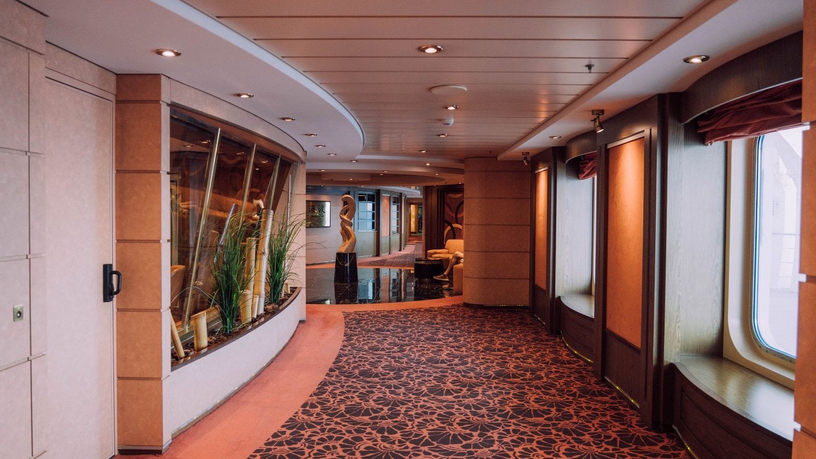 Best Celebrity Cruises Travel Agents