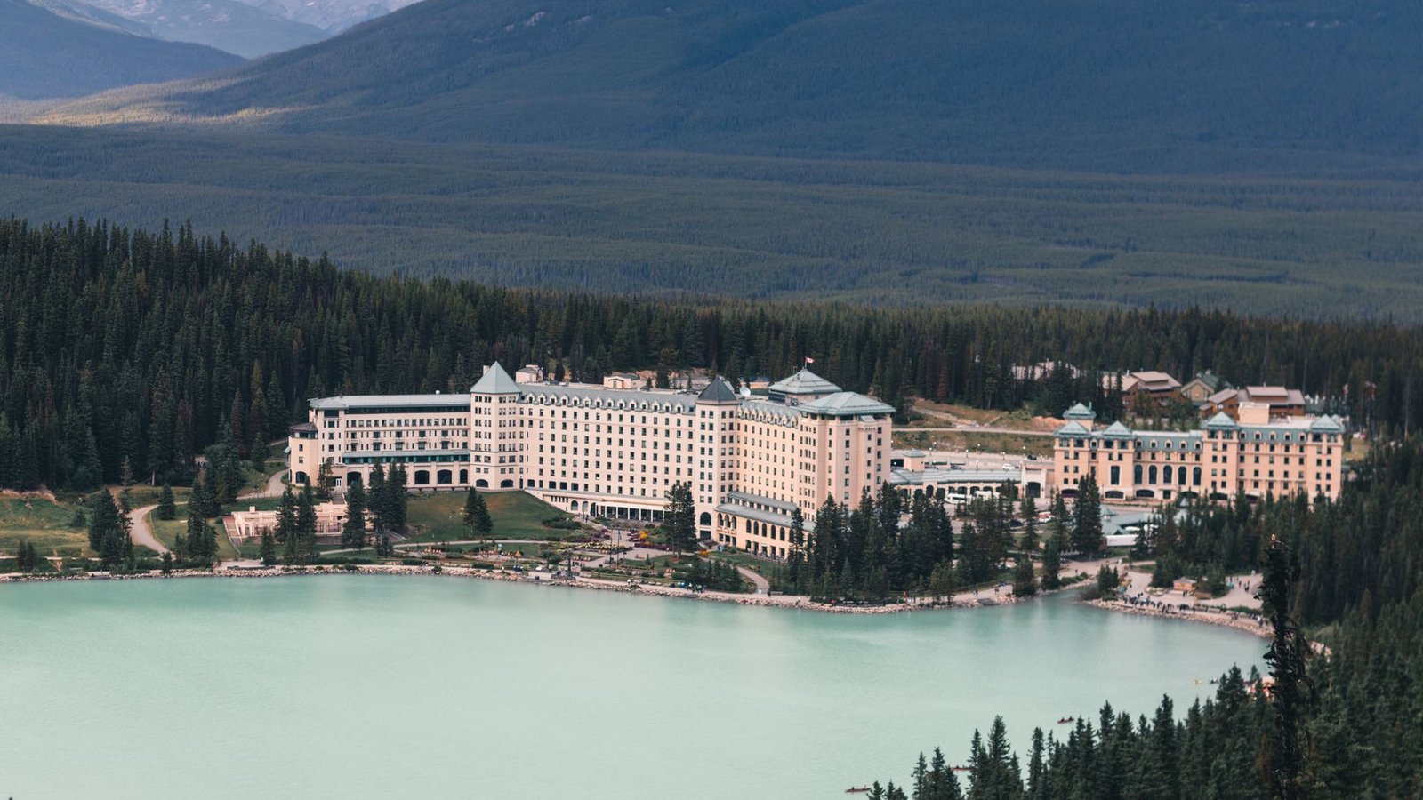 Fairmont Hotels Resorts